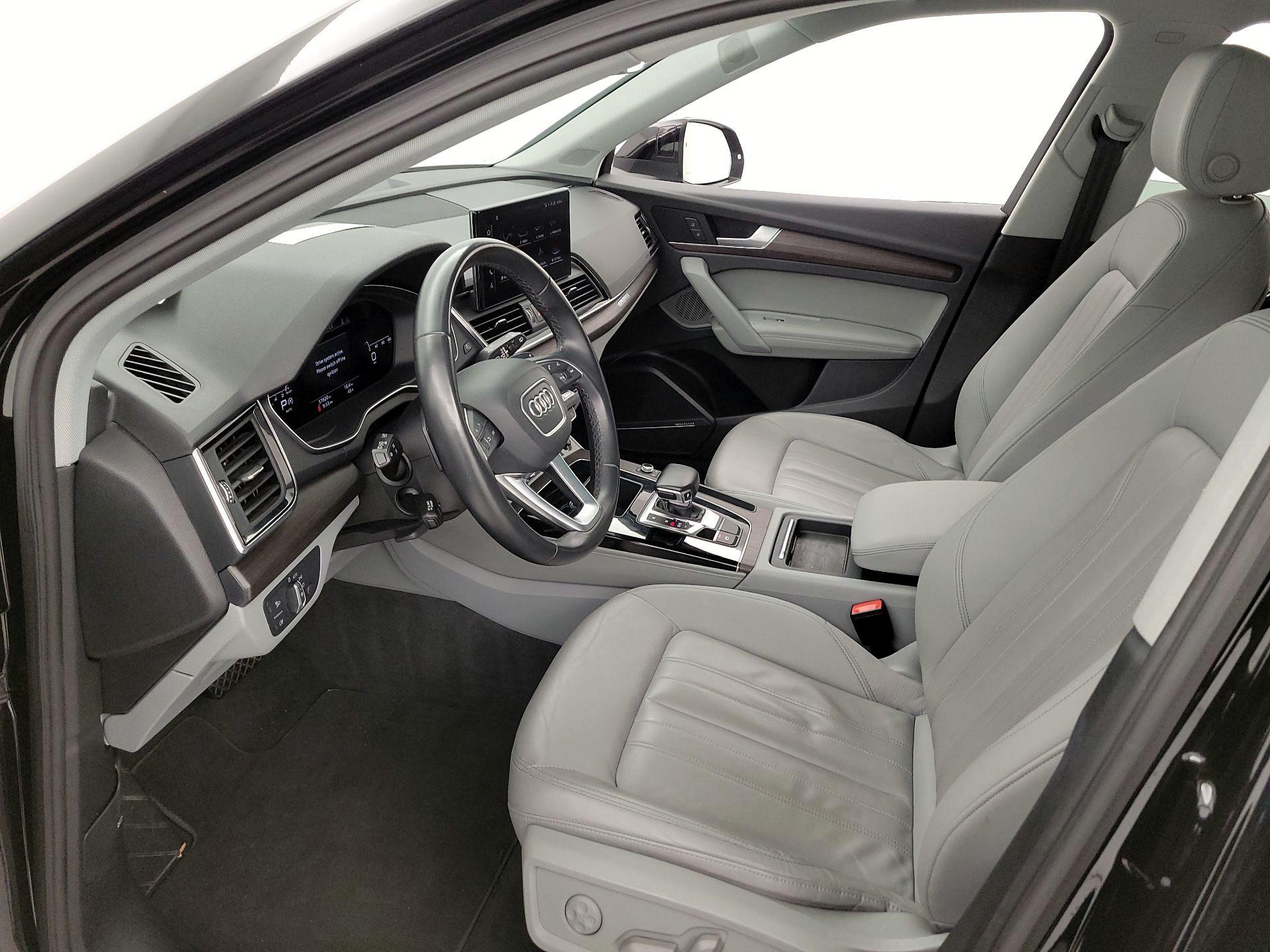 Thumbnail: 2022 Audi Q5 - 11