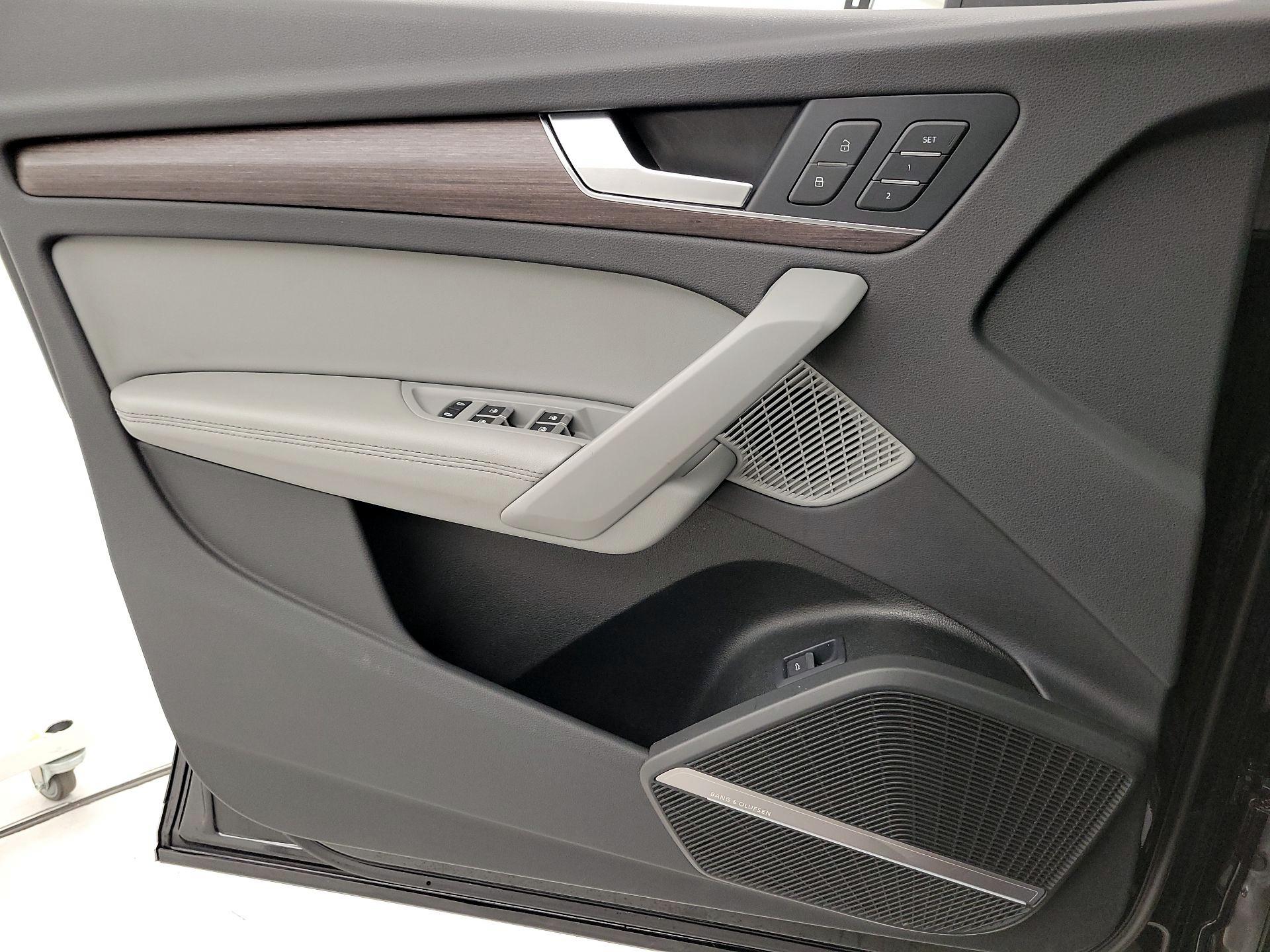 Thumbnail: 2022 Audi Q5 - 12