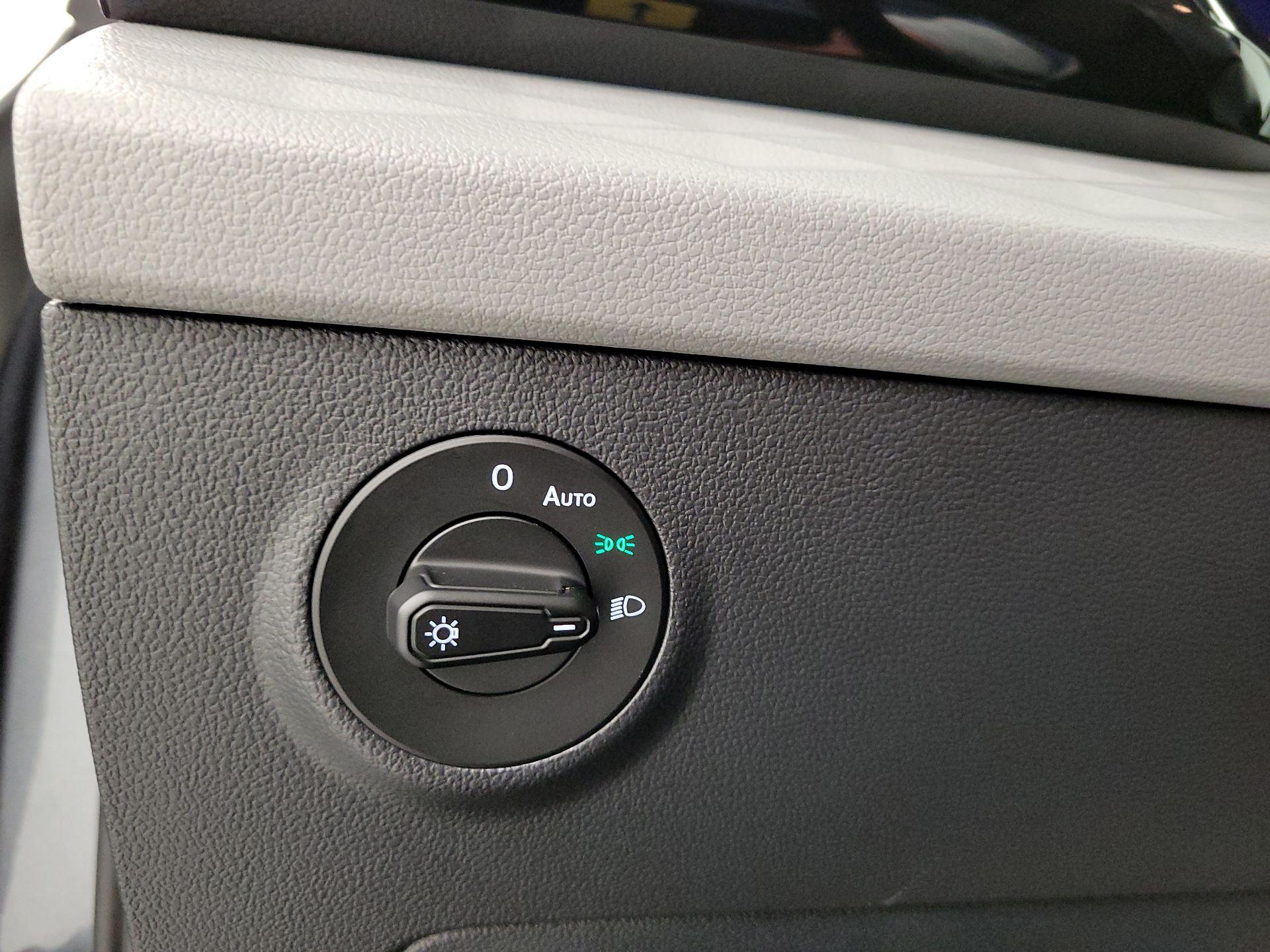 Thumbnail: 2024 Volkswagen Taos - 13