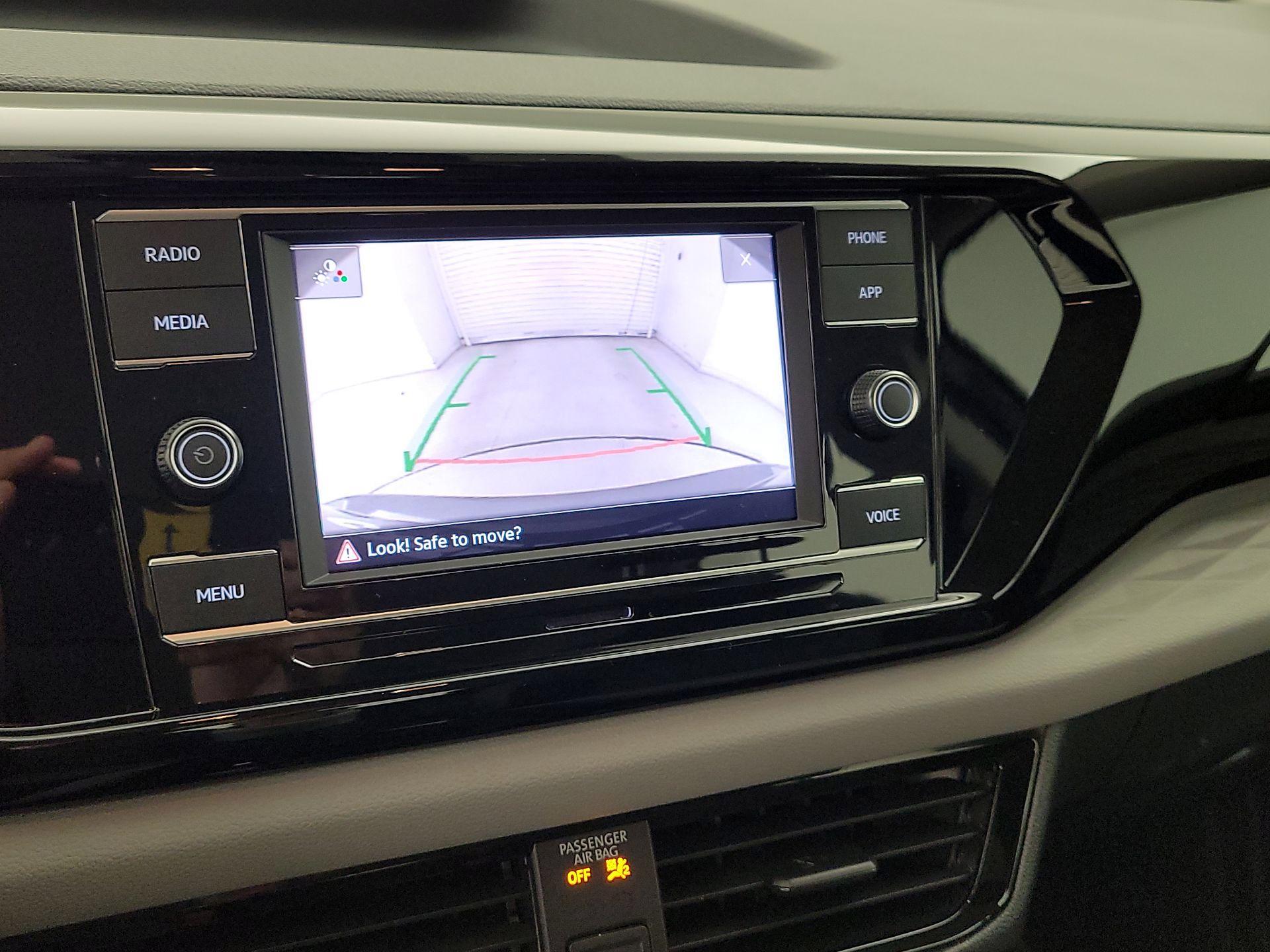 Thumbnail: 2024 Volkswagen Taos - 14