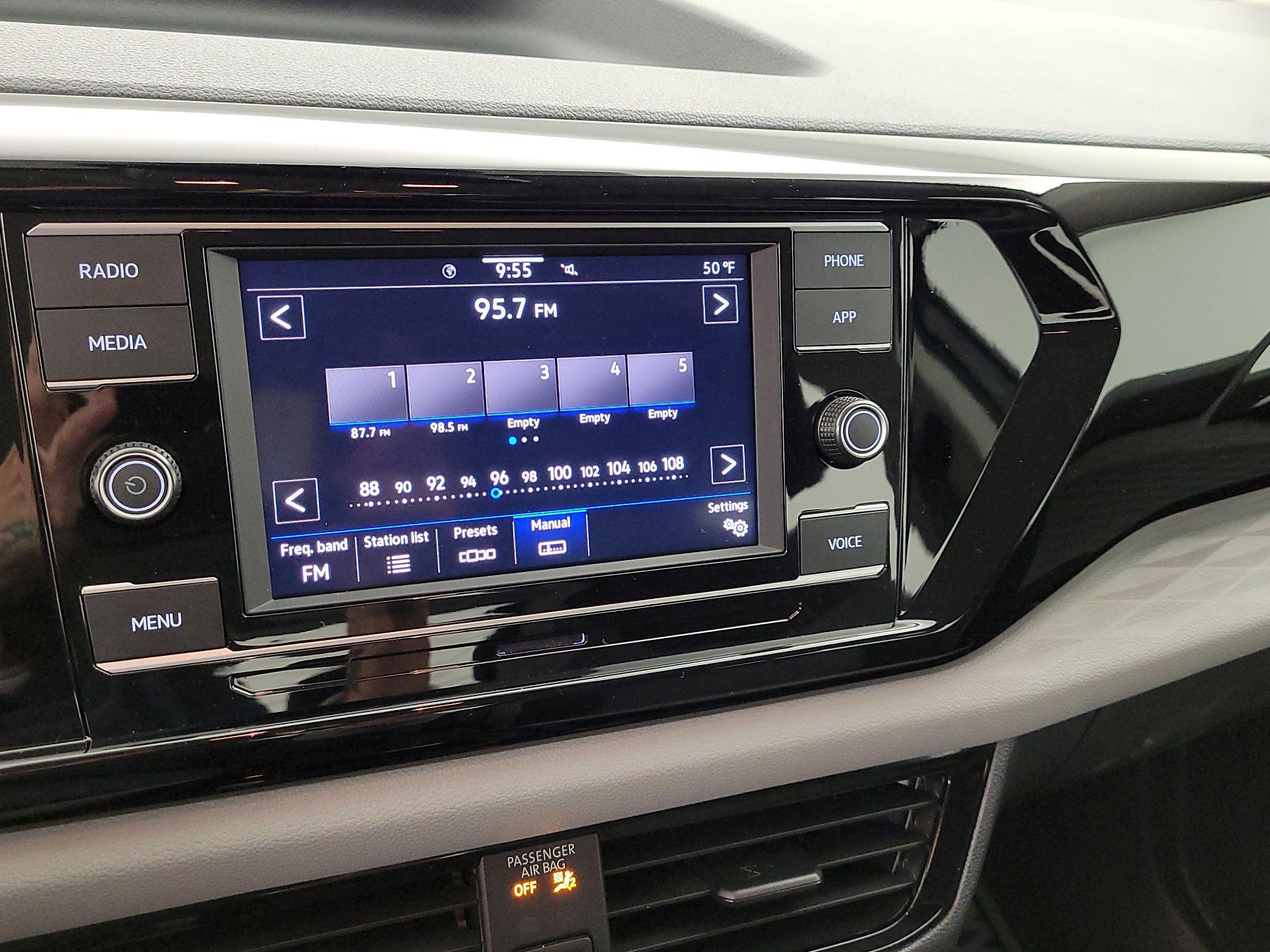 Thumbnail: 2024 Volkswagen Taos - 15