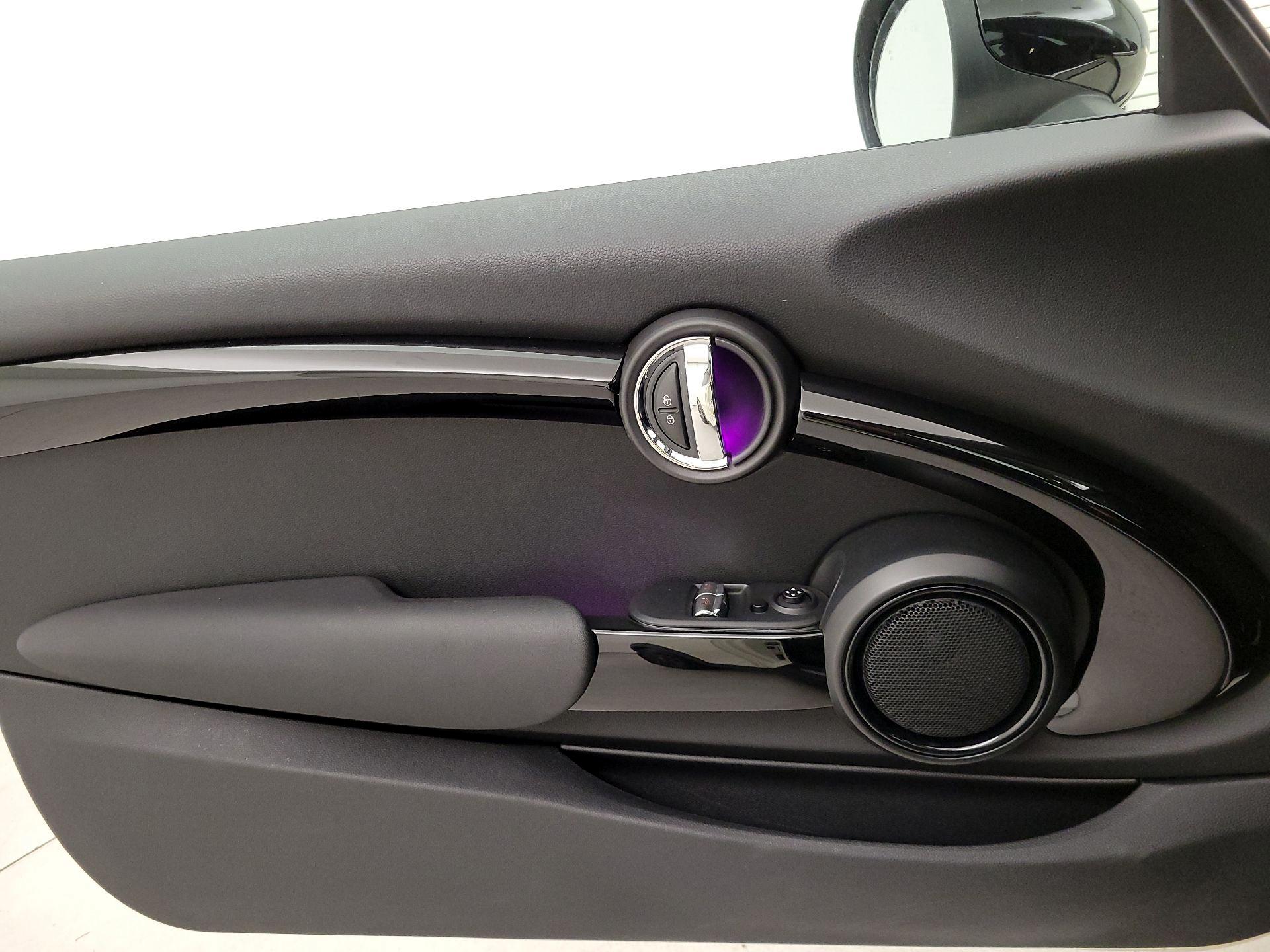 Thumbnail: 2019 MINI Cooper Hardtop - 12