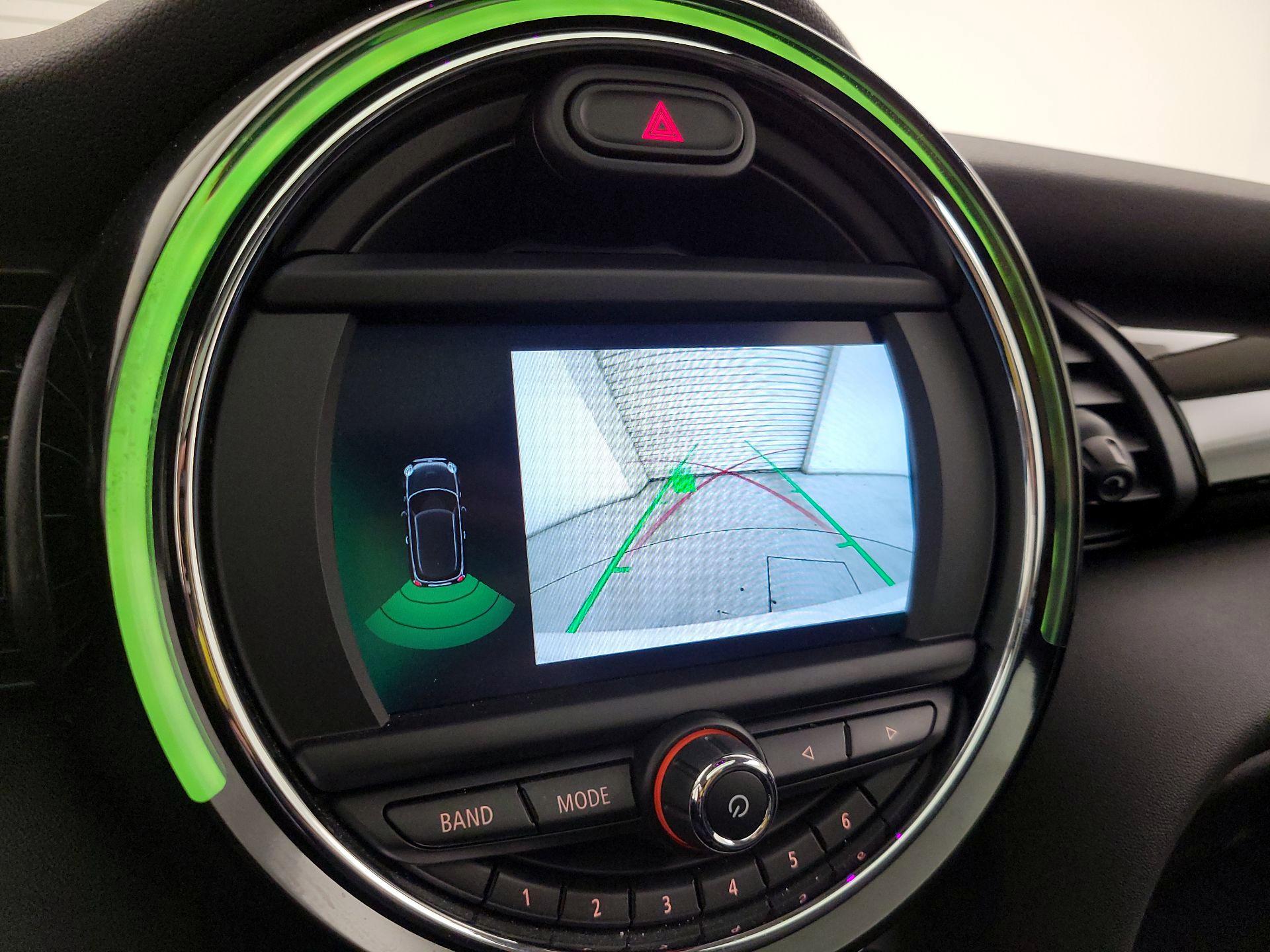 Thumbnail: 2019 MINI Cooper Hardtop - 14