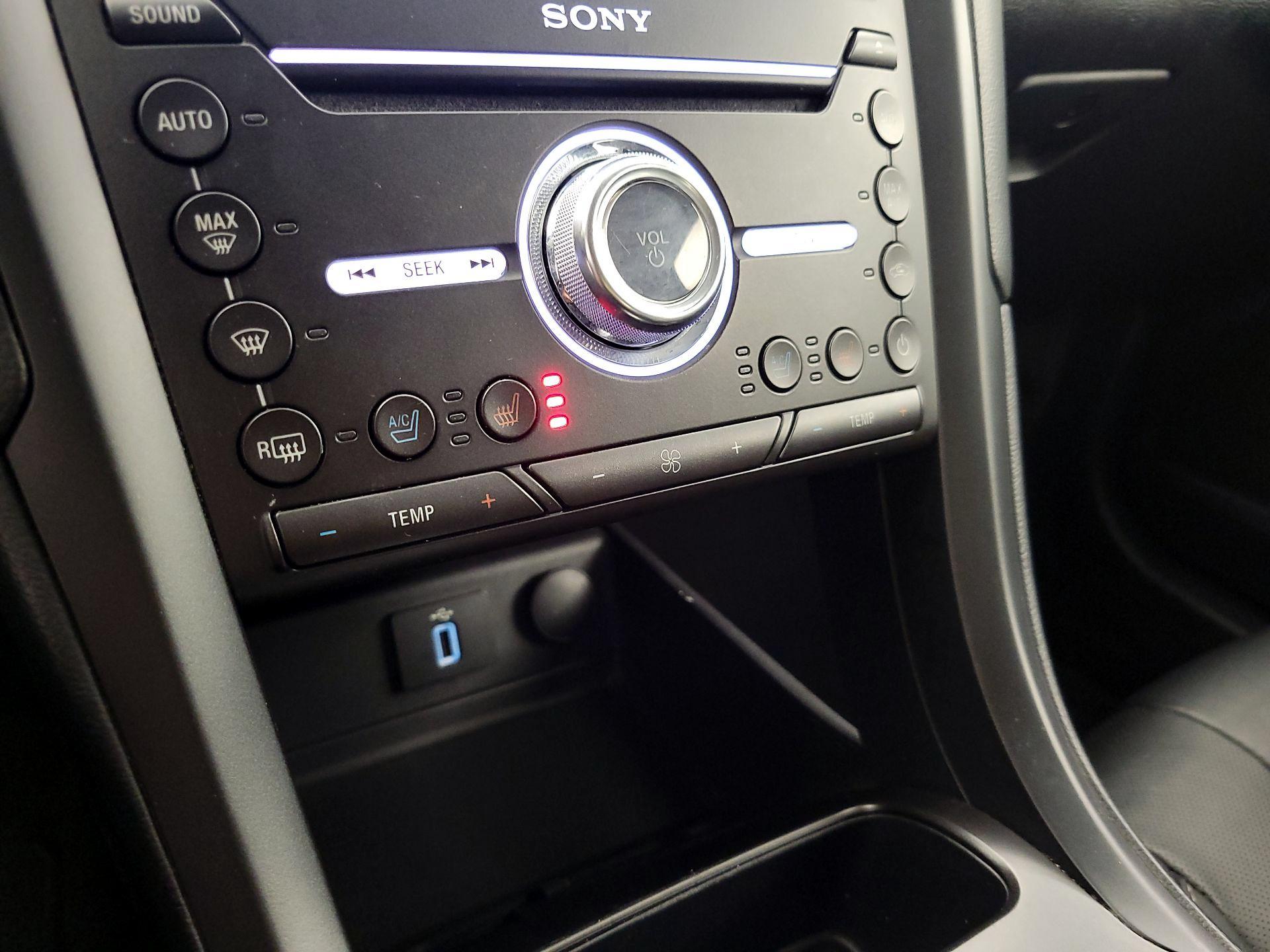 Thumbnail: 2017 Ford Fusion - 17