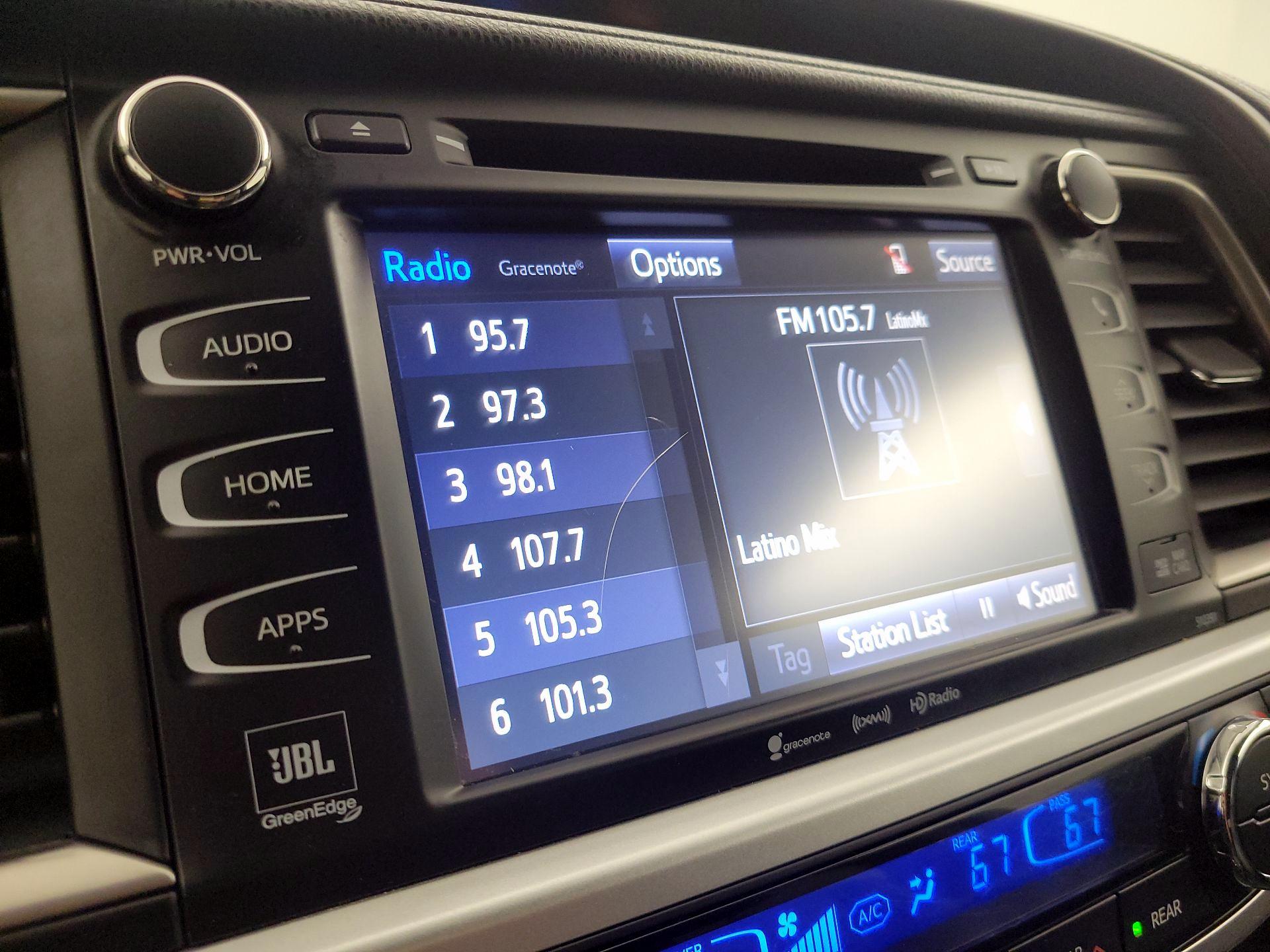 Thumbnail: 2018 Toyota Highlander - 15