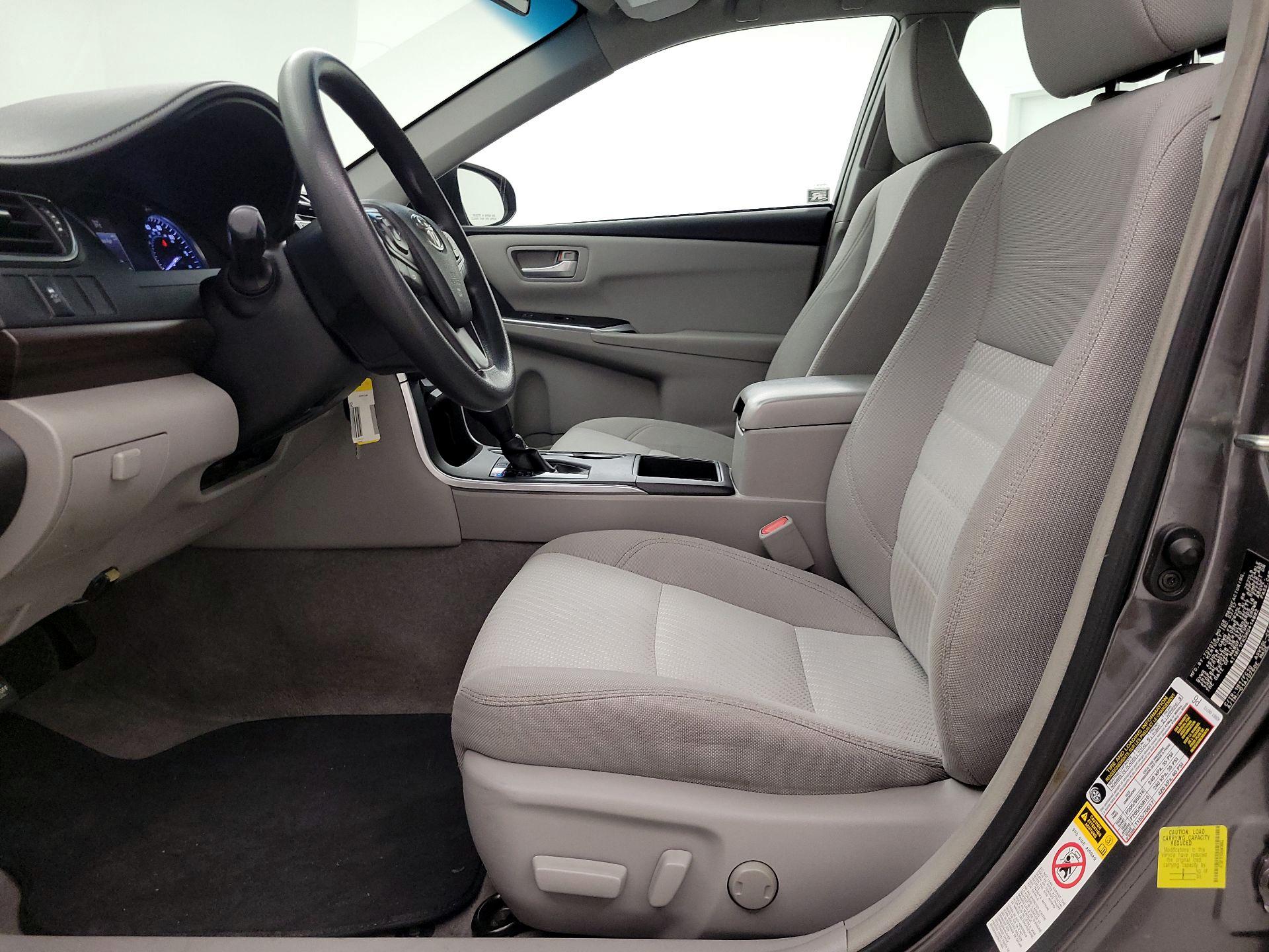 Thumbnail: 2017 Toyota Camry - 11