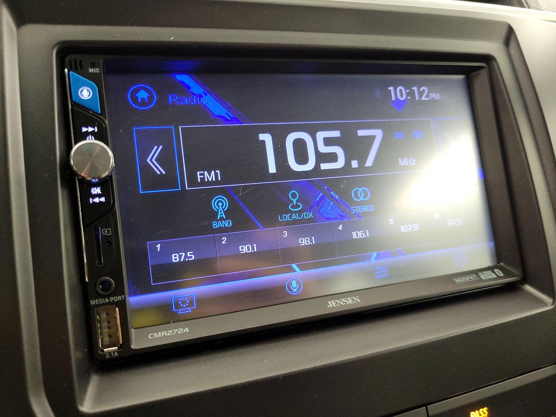 Thumbnail: 2017 Toyota Camry - 15