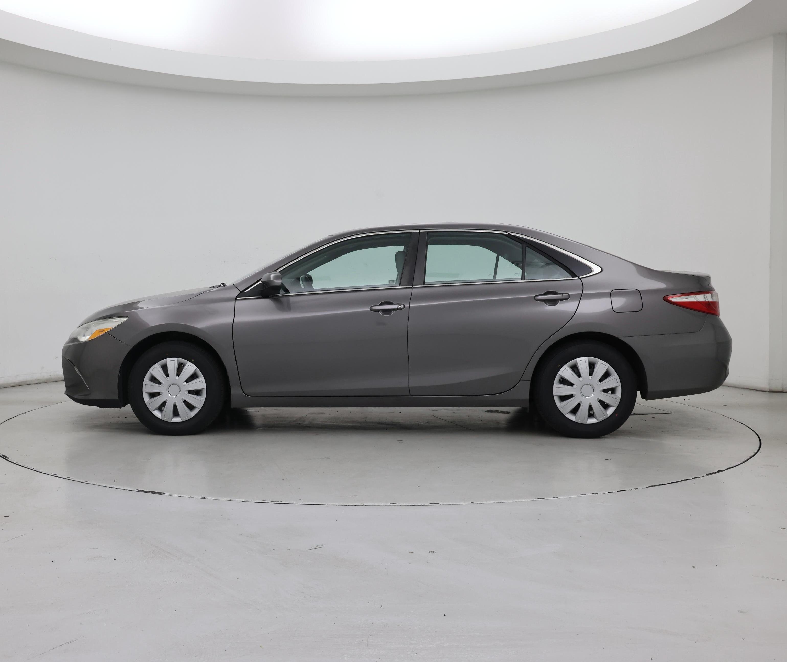 Thumbnail: 2017 Toyota Camry - 3