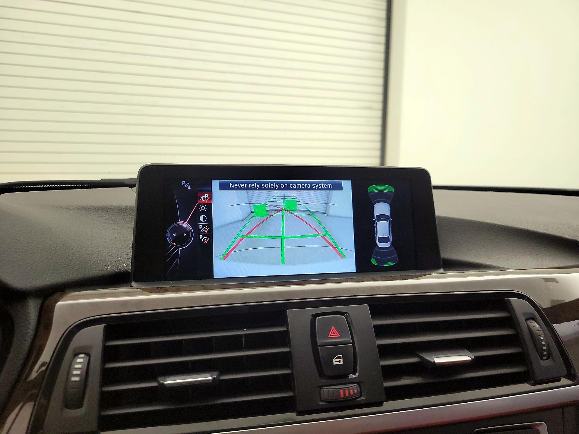 Thumbnail: 2015 BMW 3 Series - 15