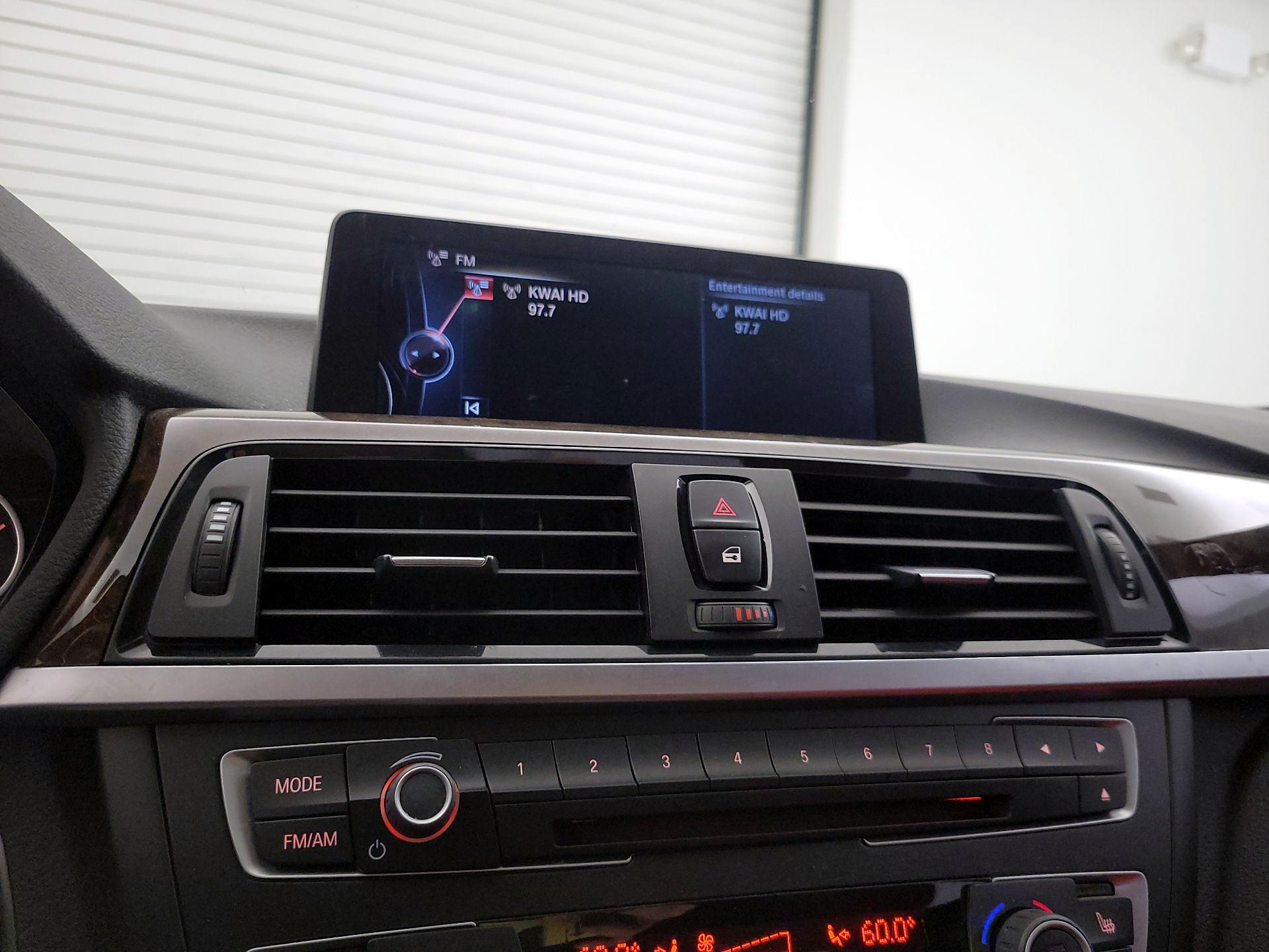 Thumbnail: 2015 BMW 3 Series - 16