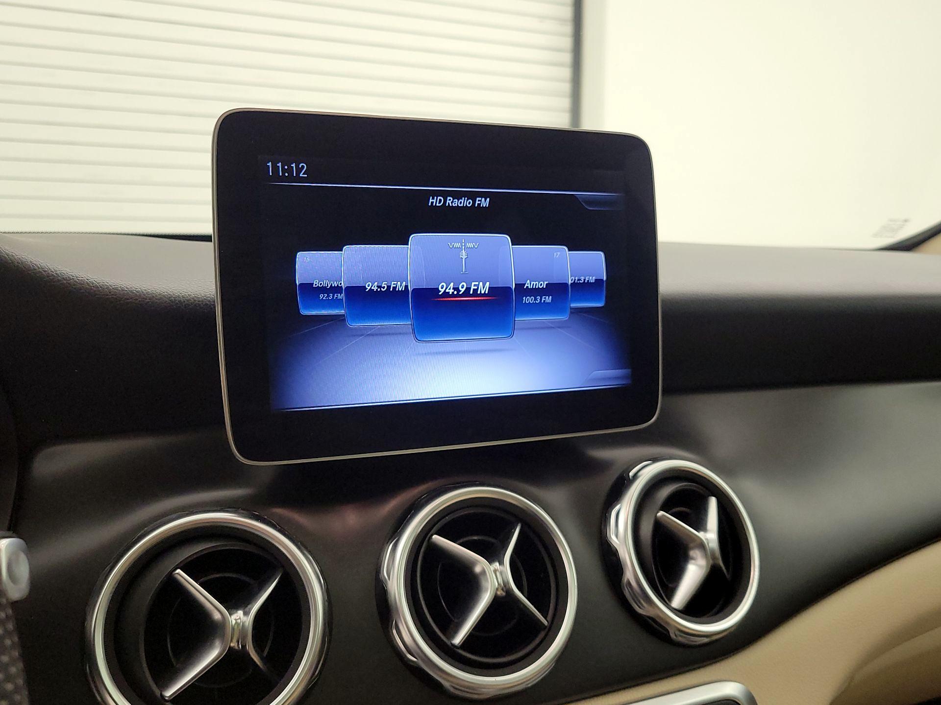 Thumbnail: 2019 Mercedes-Benz GLA - 15