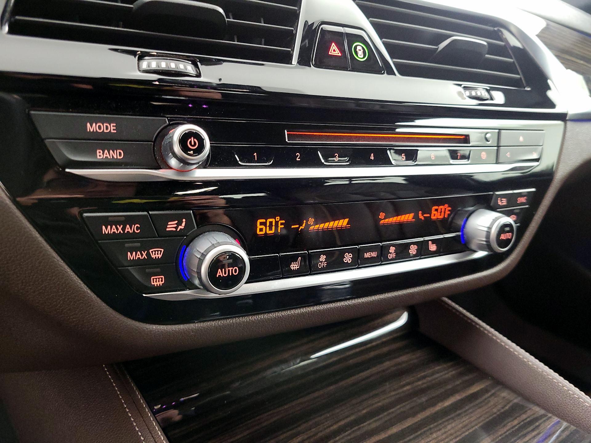 Thumbnail: 2018 BMW 5 Series - 17