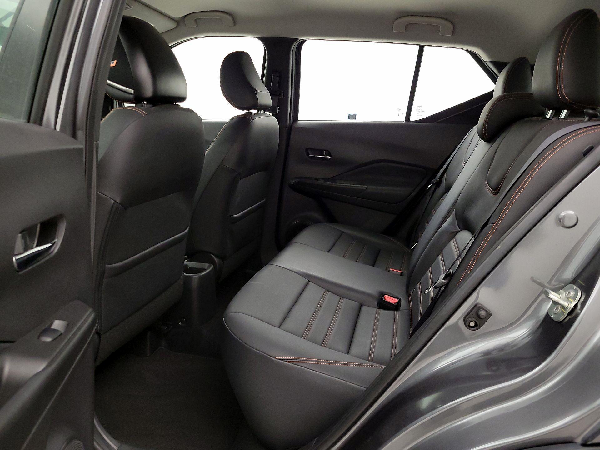 Thumbnail: 2019 Nissan Kicks - 19