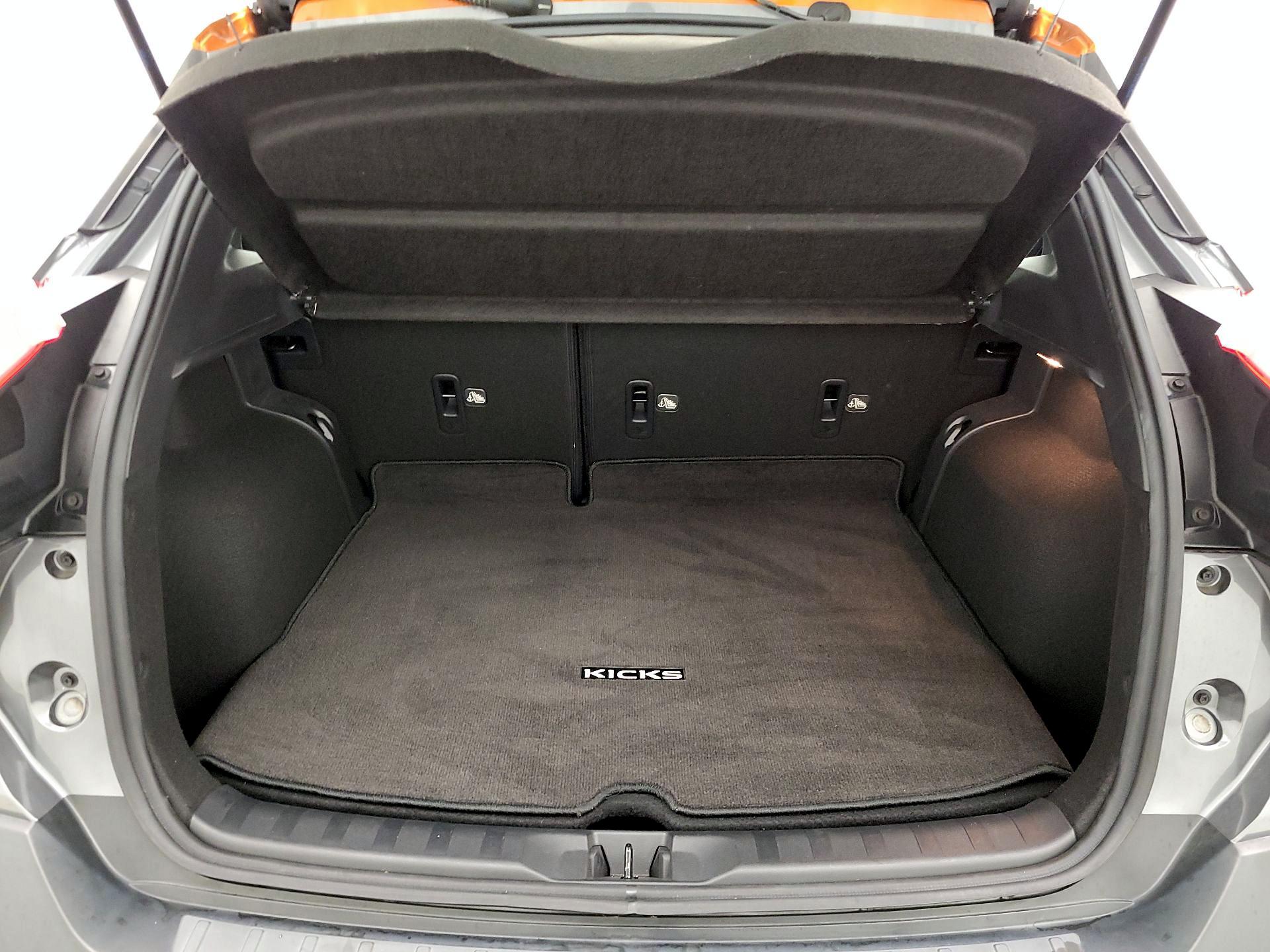 Thumbnail: 2019 Nissan Kicks - 20