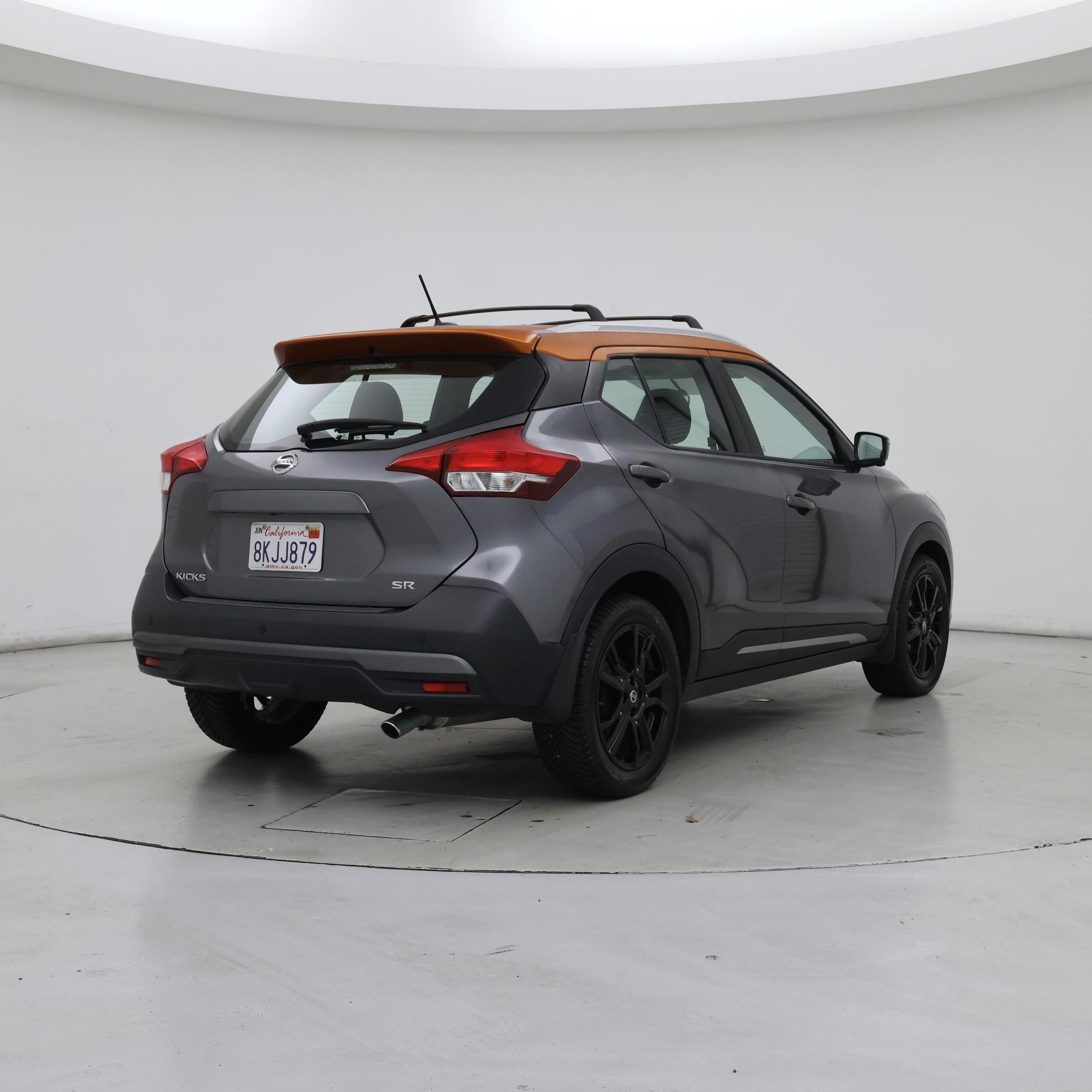 Thumbnail: 2019 Nissan Kicks - 8