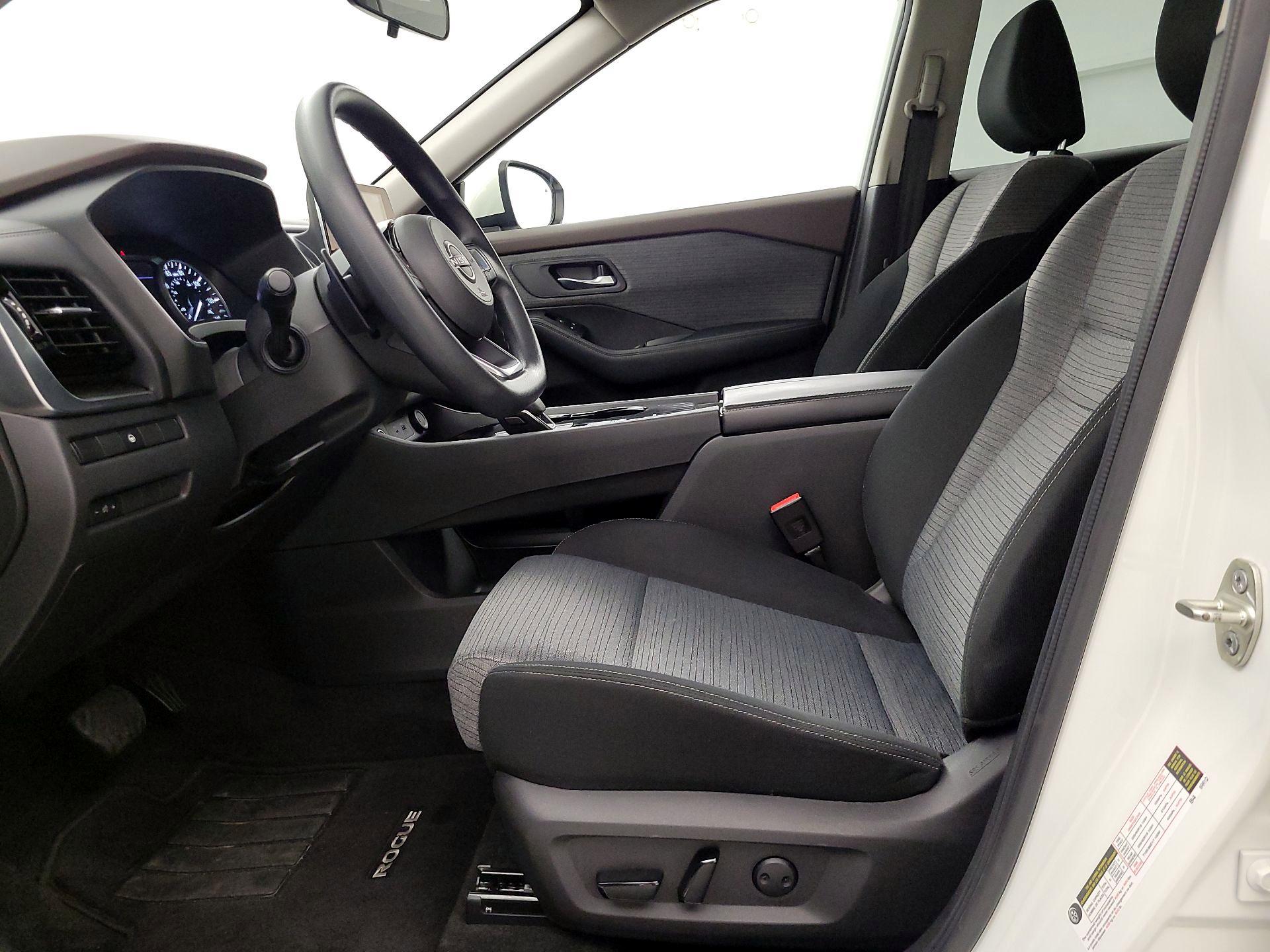 Thumbnail: 2022 Nissan Rogue - 11