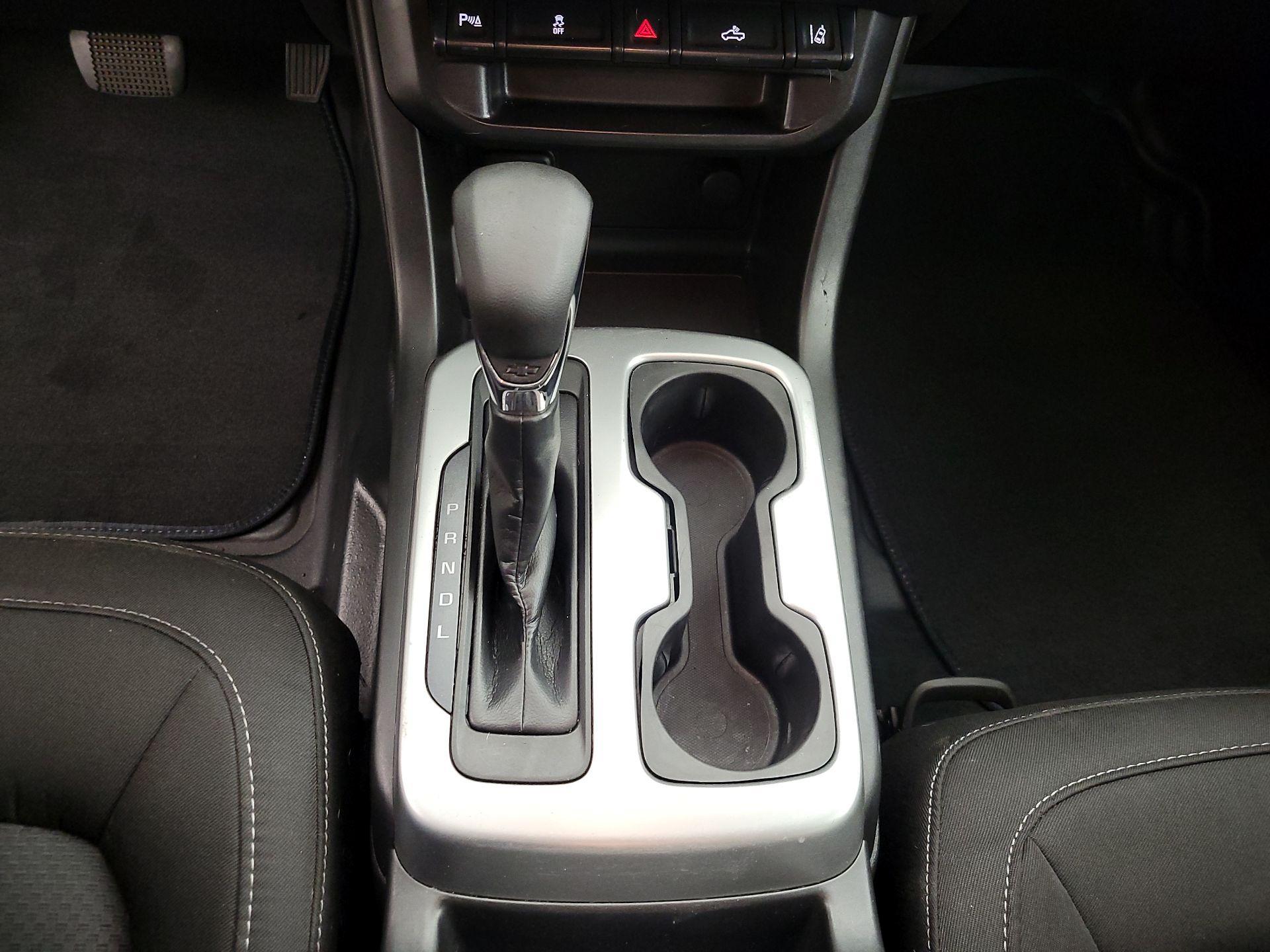 Thumbnail: 2022 Chevrolet Colorado - 17