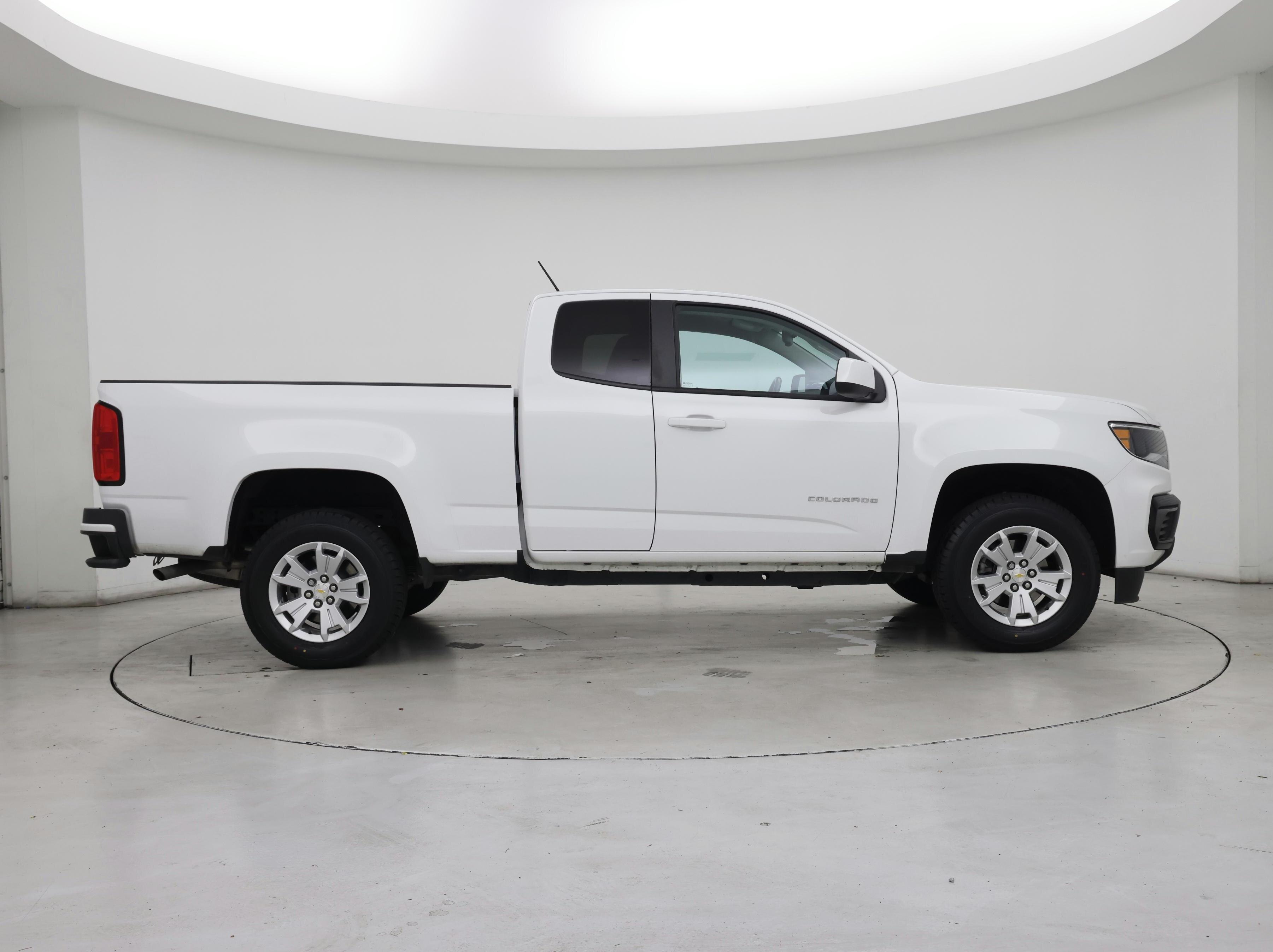 Thumbnail: 2022 Chevrolet Colorado - 7