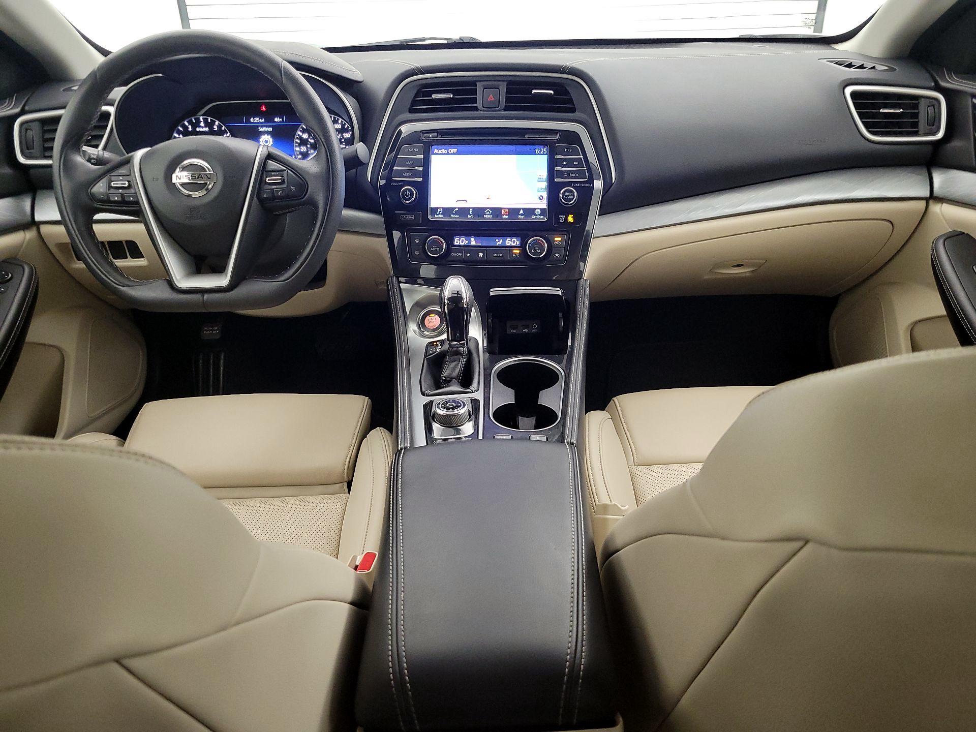 Thumbnail: 2016 Nissan Maxima - 9