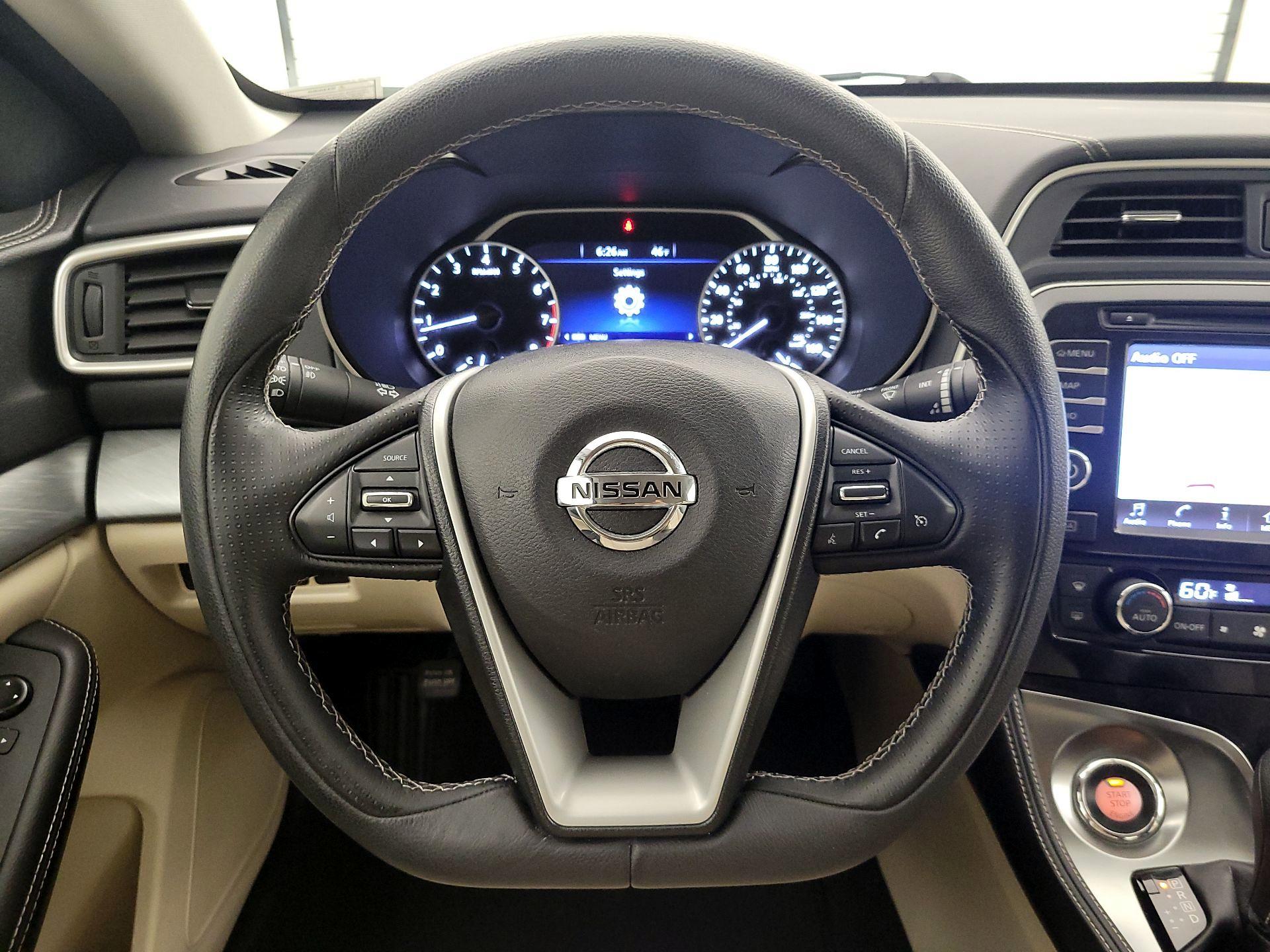 Thumbnail: 2016 Nissan Maxima - 10