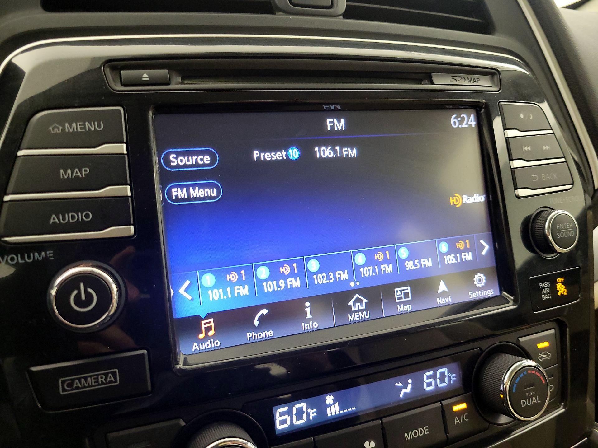 Thumbnail: 2016 Nissan Maxima - 16