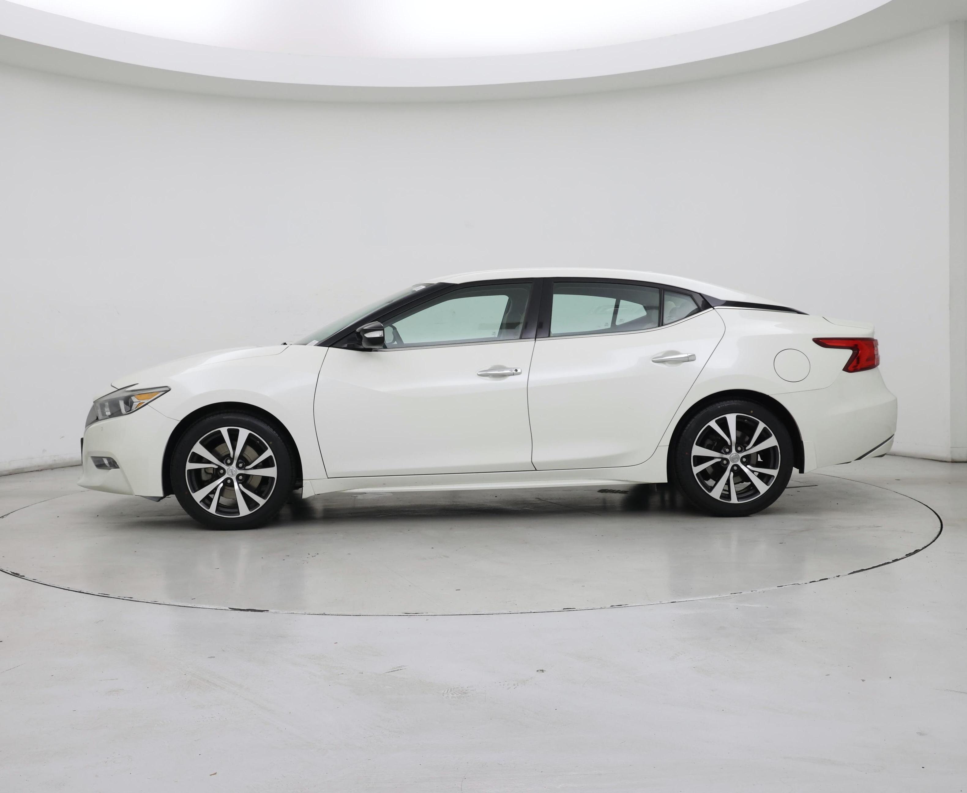 Thumbnail: 2016 Nissan Maxima - 3