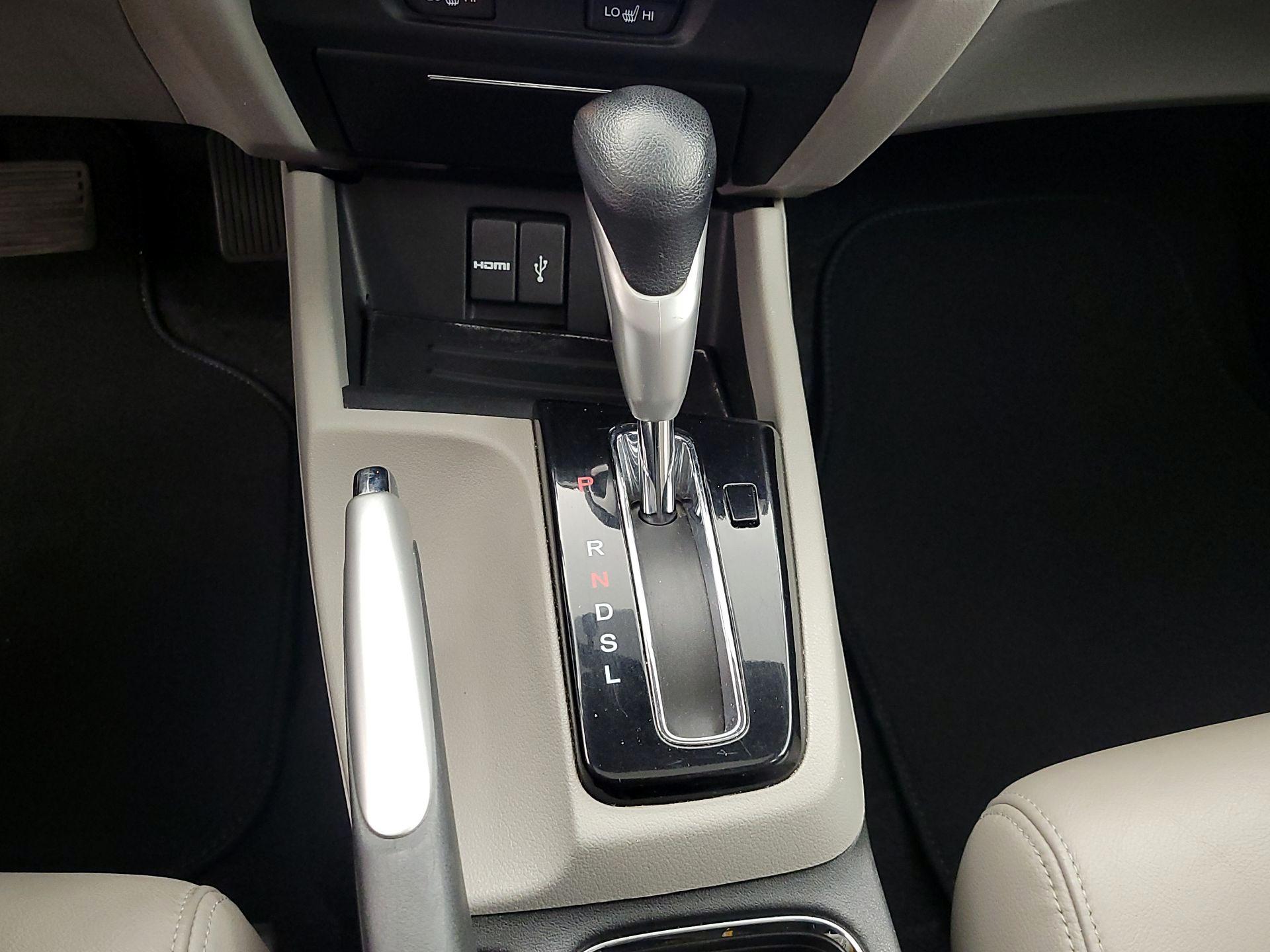 Thumbnail: 2014 Honda Civic - 17