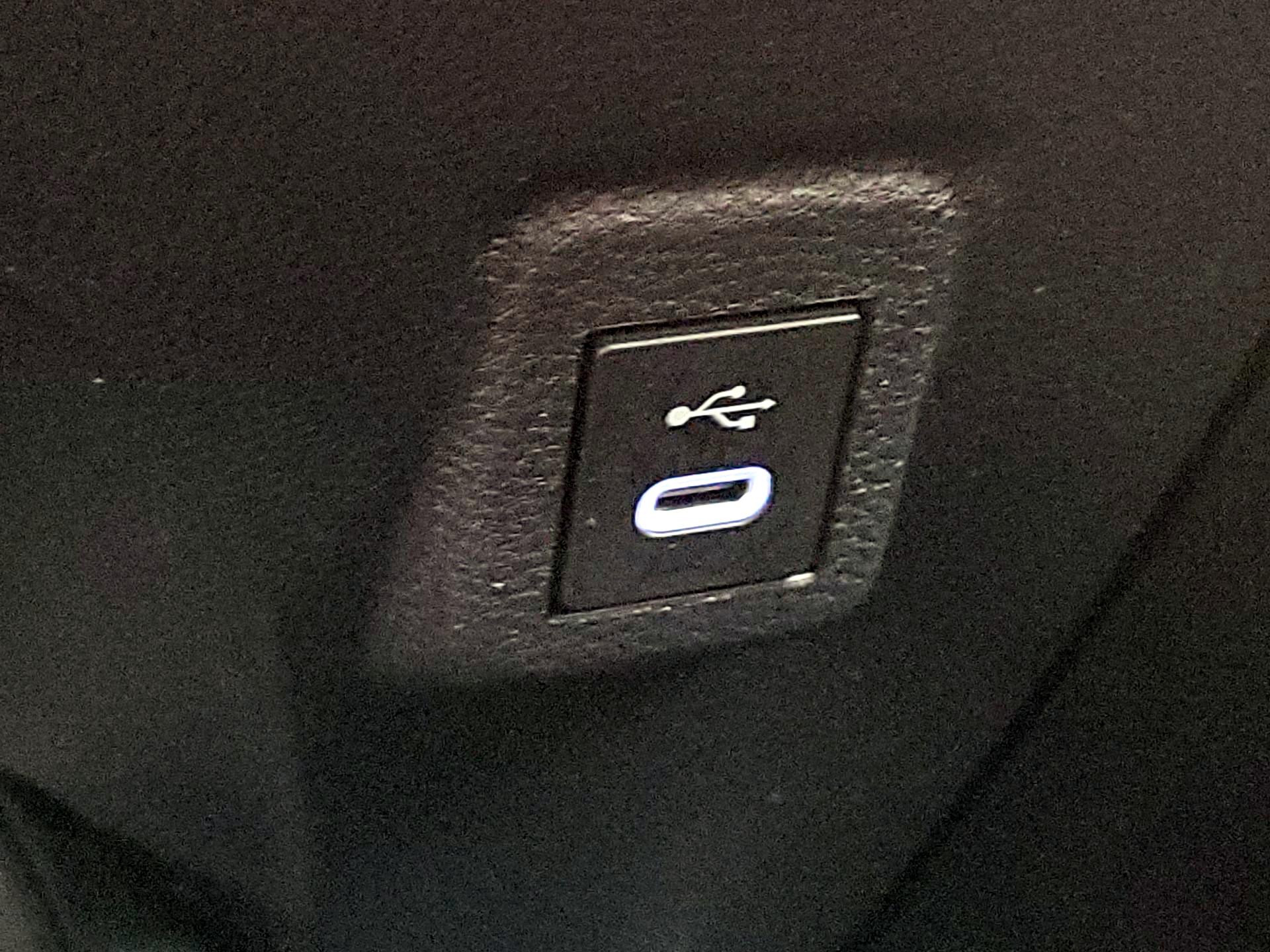 Thumbnail: 2023 Toyota Corolla - 18