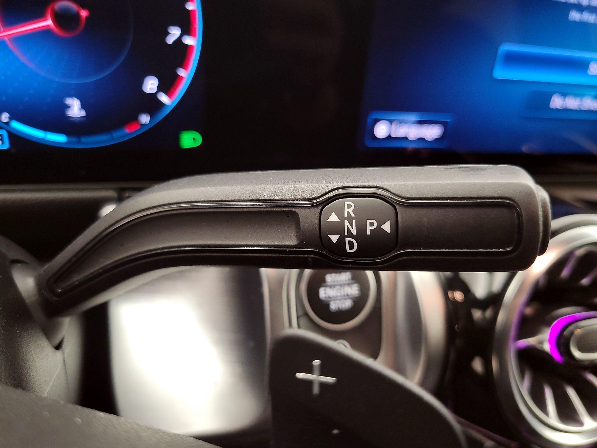 Thumbnail: 2023 Mercedes-Benz GLB - 17