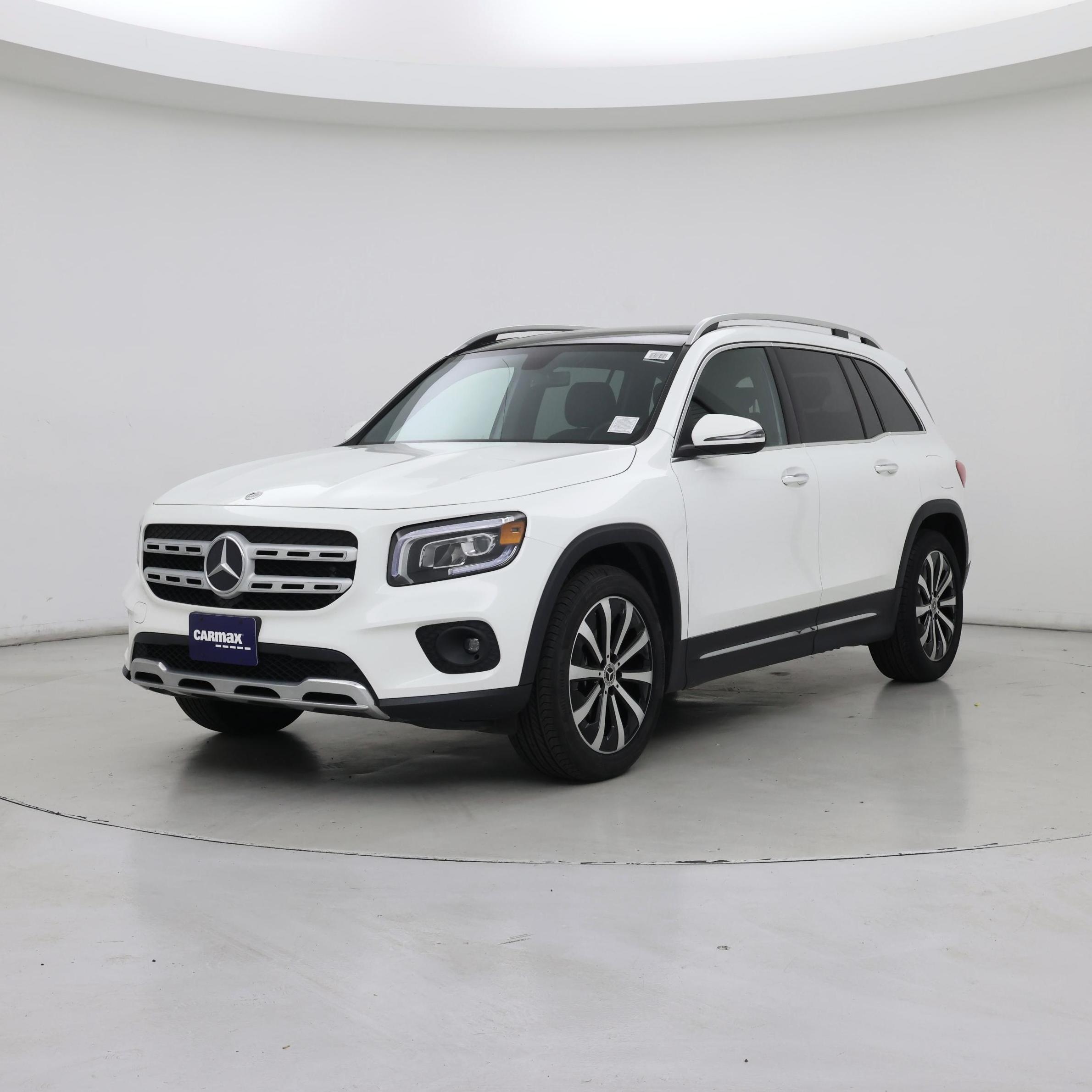 Thumbnail: 2023 Mercedes-Benz GLB - 4