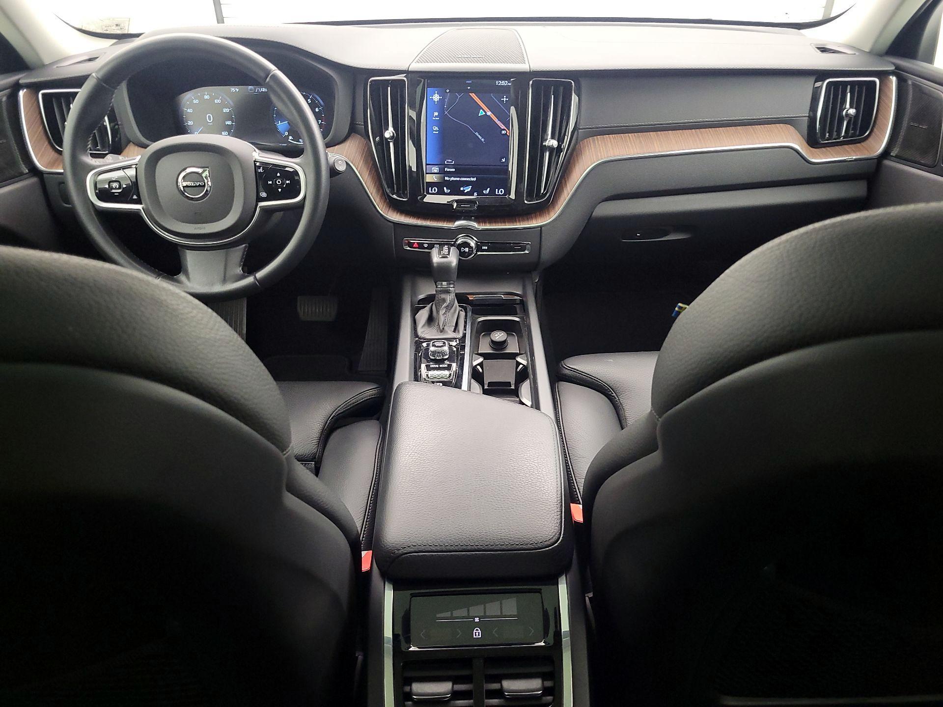 Thumbnail: 2020 Volvo XC60 - 9