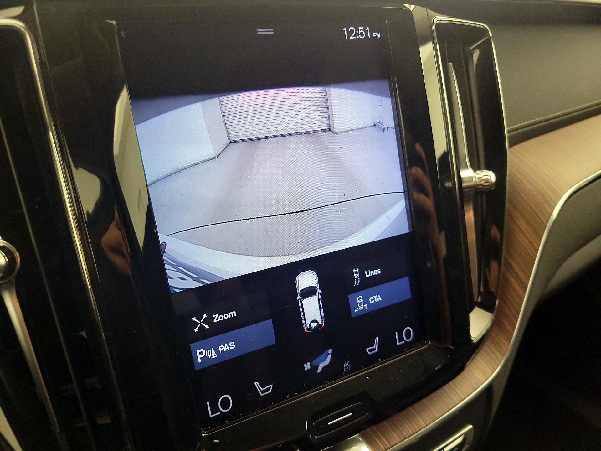 Thumbnail: 2020 Volvo XC60 - 15