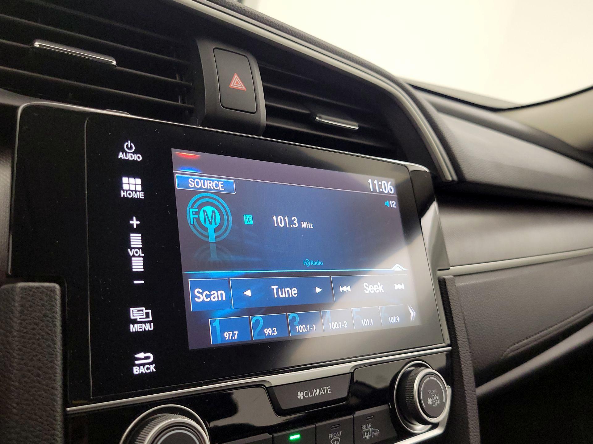 Thumbnail: 2017 Honda Civic - 15