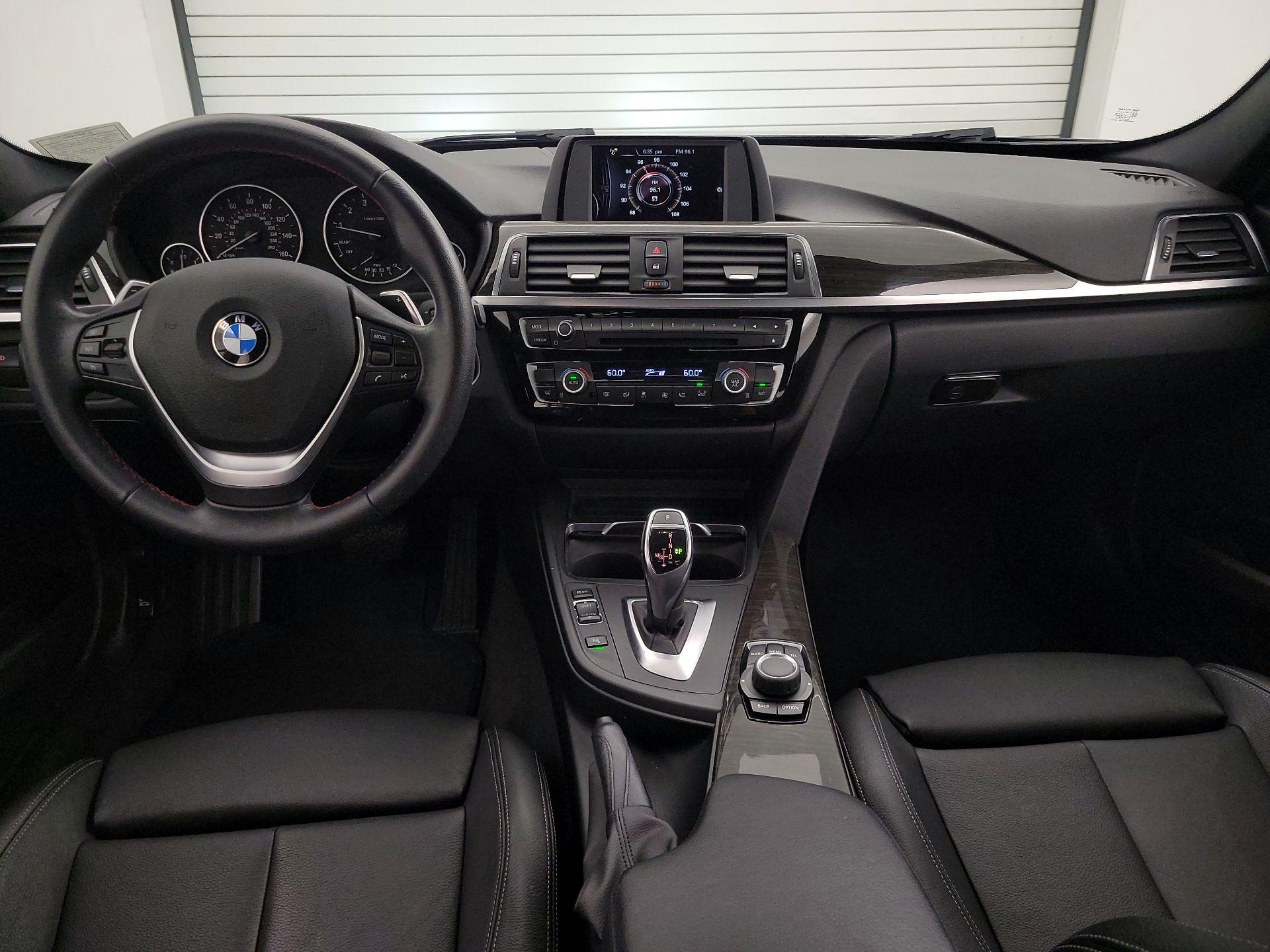 Thumbnail: 2016 BMW 3 Series - 9