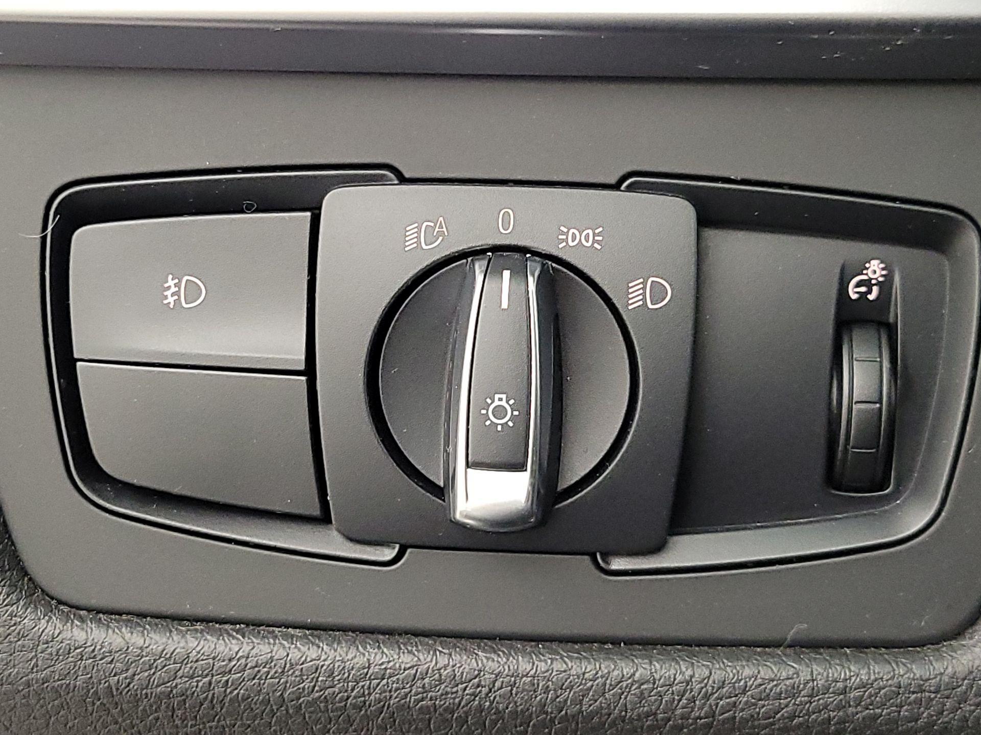 Thumbnail: 2016 BMW 3 Series - 13