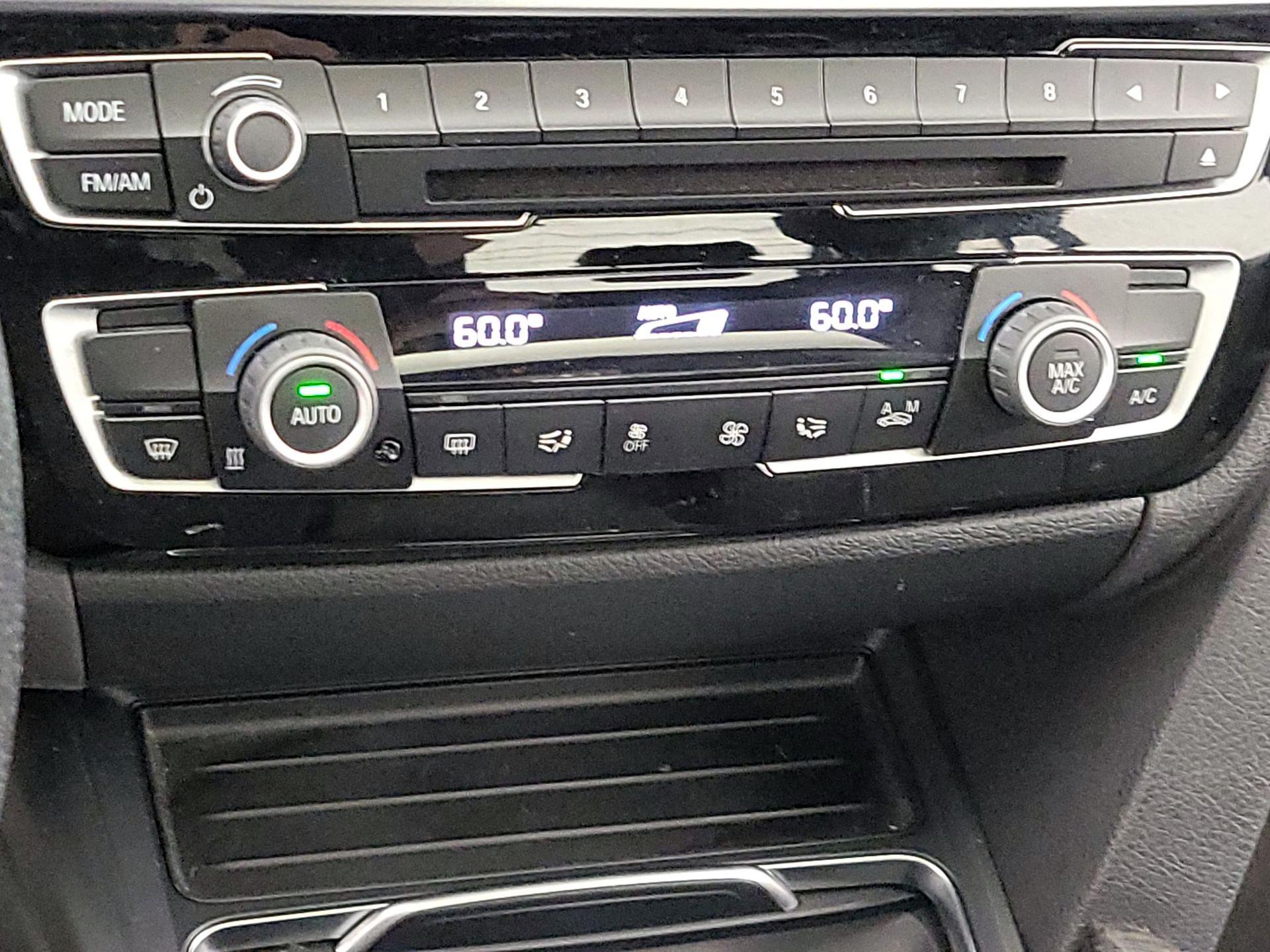 Thumbnail: 2016 BMW 3 Series - 16