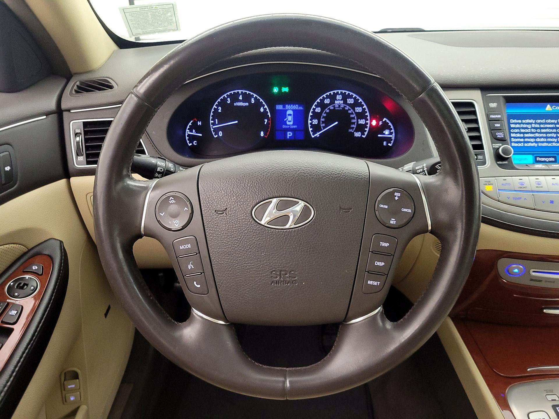 Thumbnail: 2014 Hyundai Genesis - 10