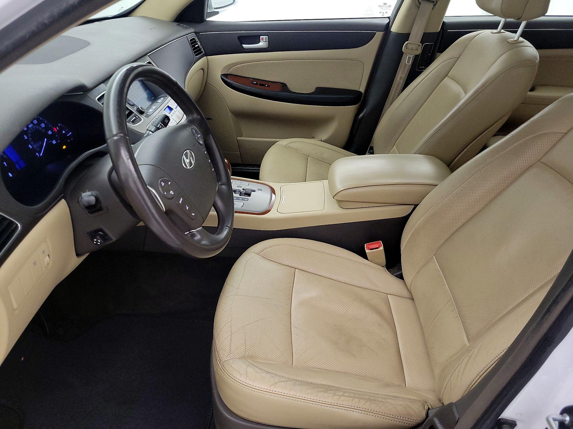 Thumbnail: 2014 Hyundai Genesis - 11