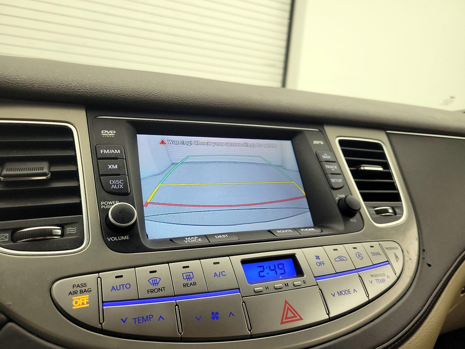 Thumbnail: 2014 Hyundai Genesis - 15