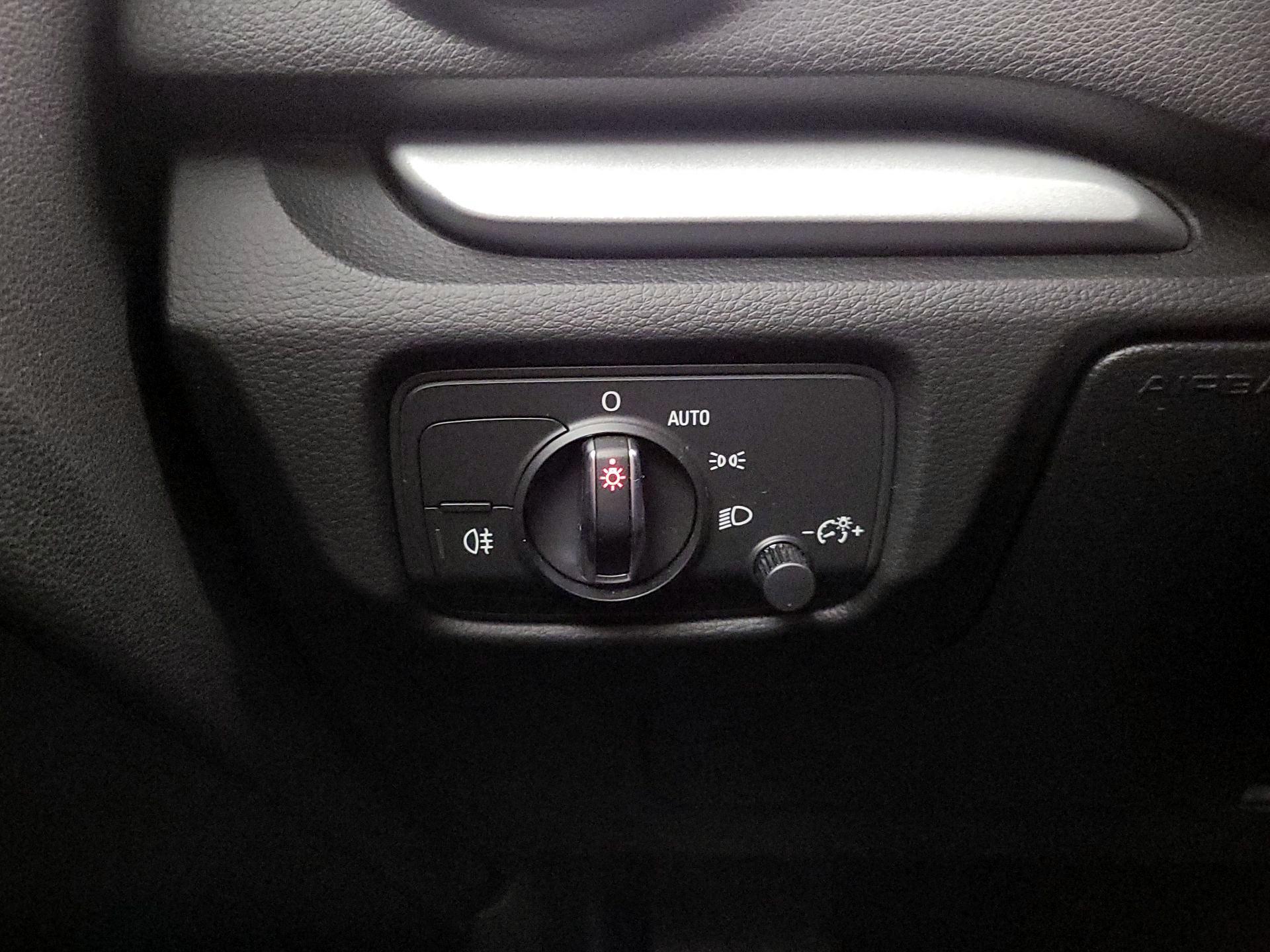 Thumbnail: 2016 Audi A3 - 13