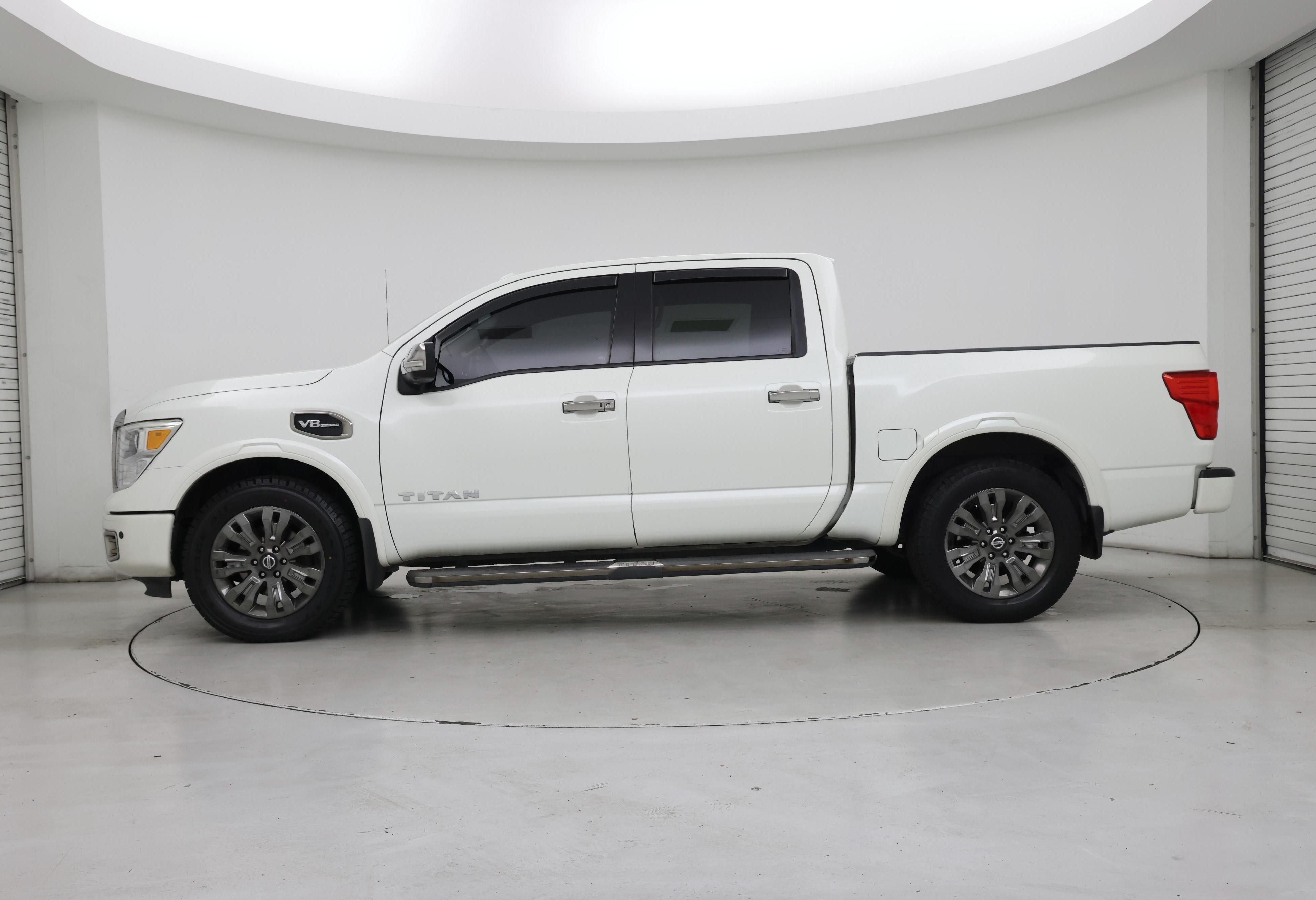 Thumbnail: 2017 Nissan Titan - 3