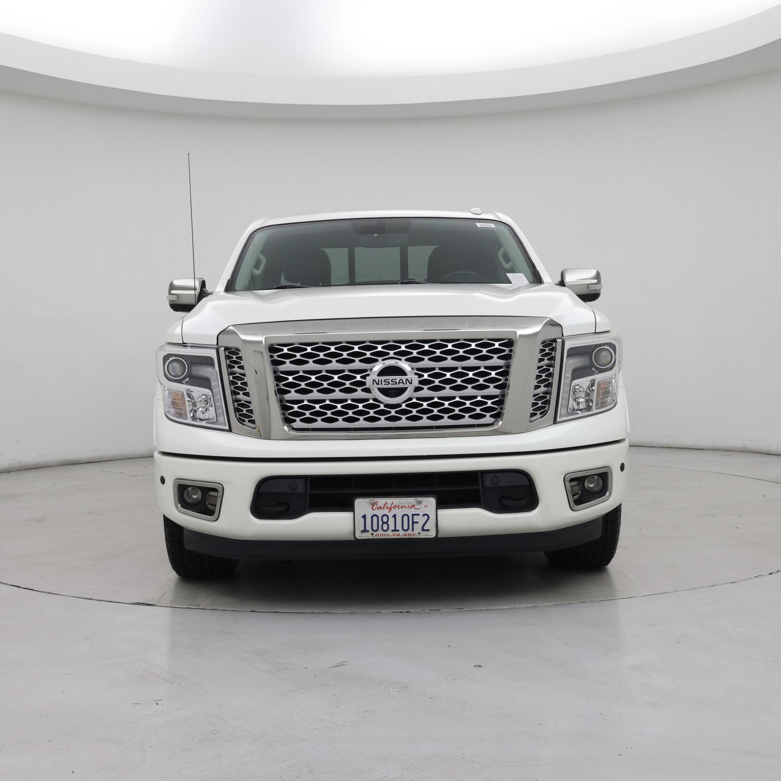 Thumbnail: 2017 Nissan Titan - 5