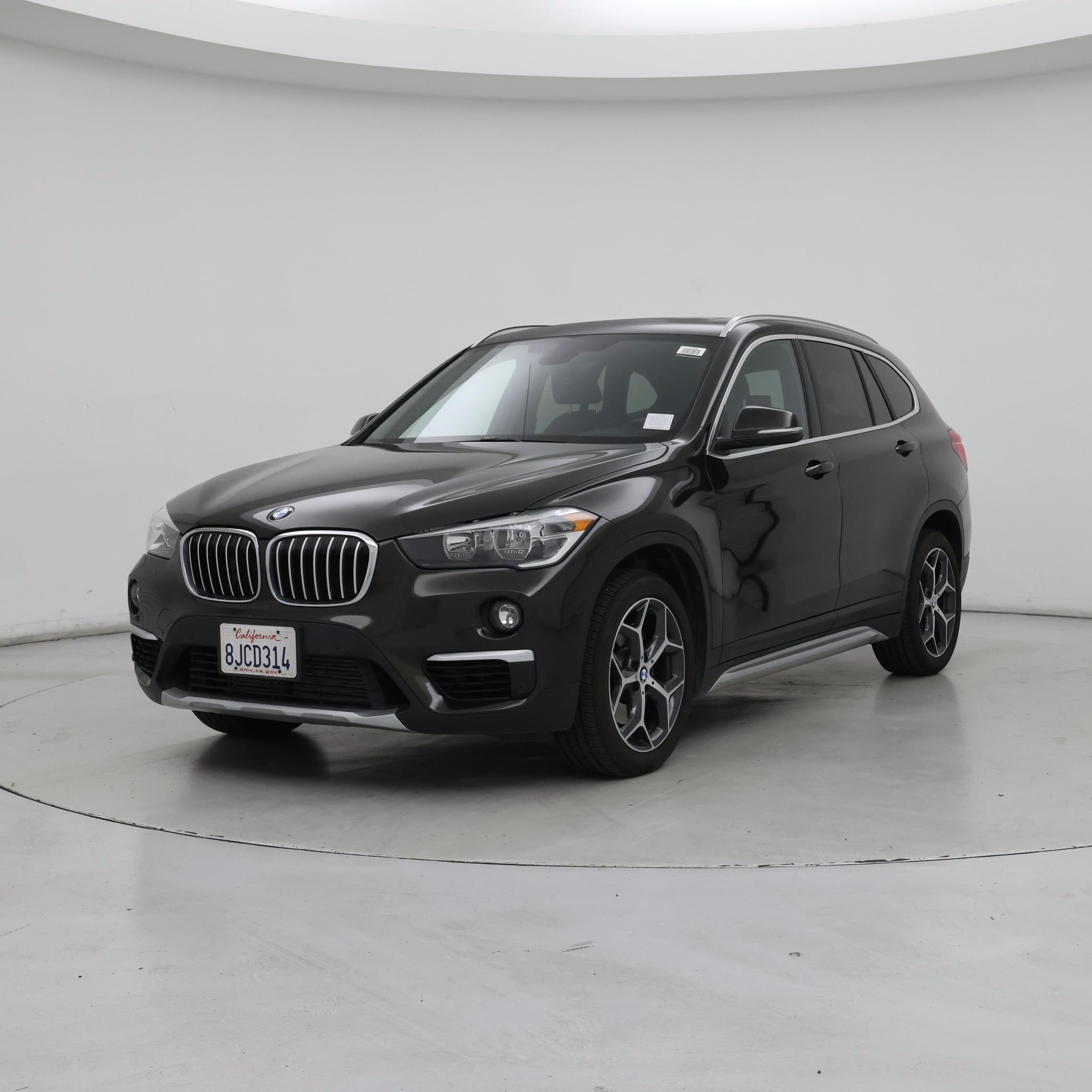 Thumbnail: 2018 BMW X1 - 4