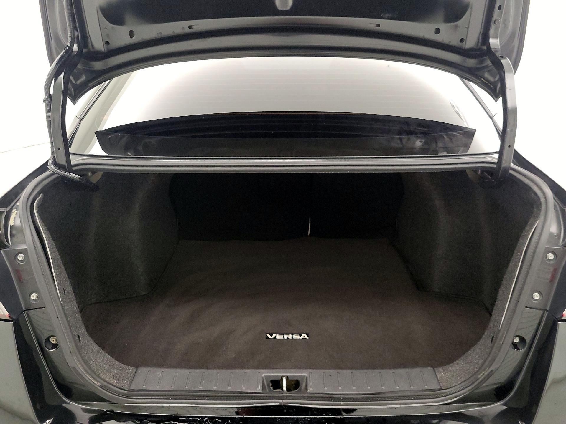 Thumbnail: 2020 Nissan Versa - 19