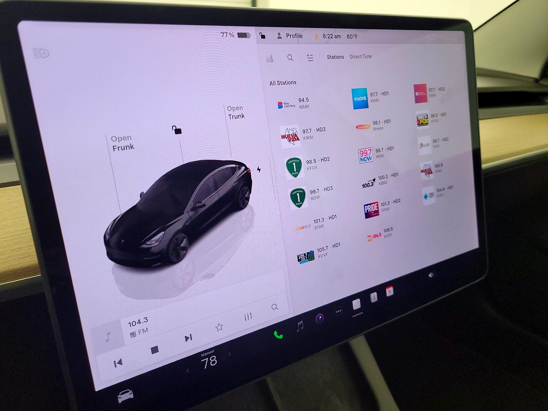 Thumbnail: 2022 Tesla Model 3 - 15