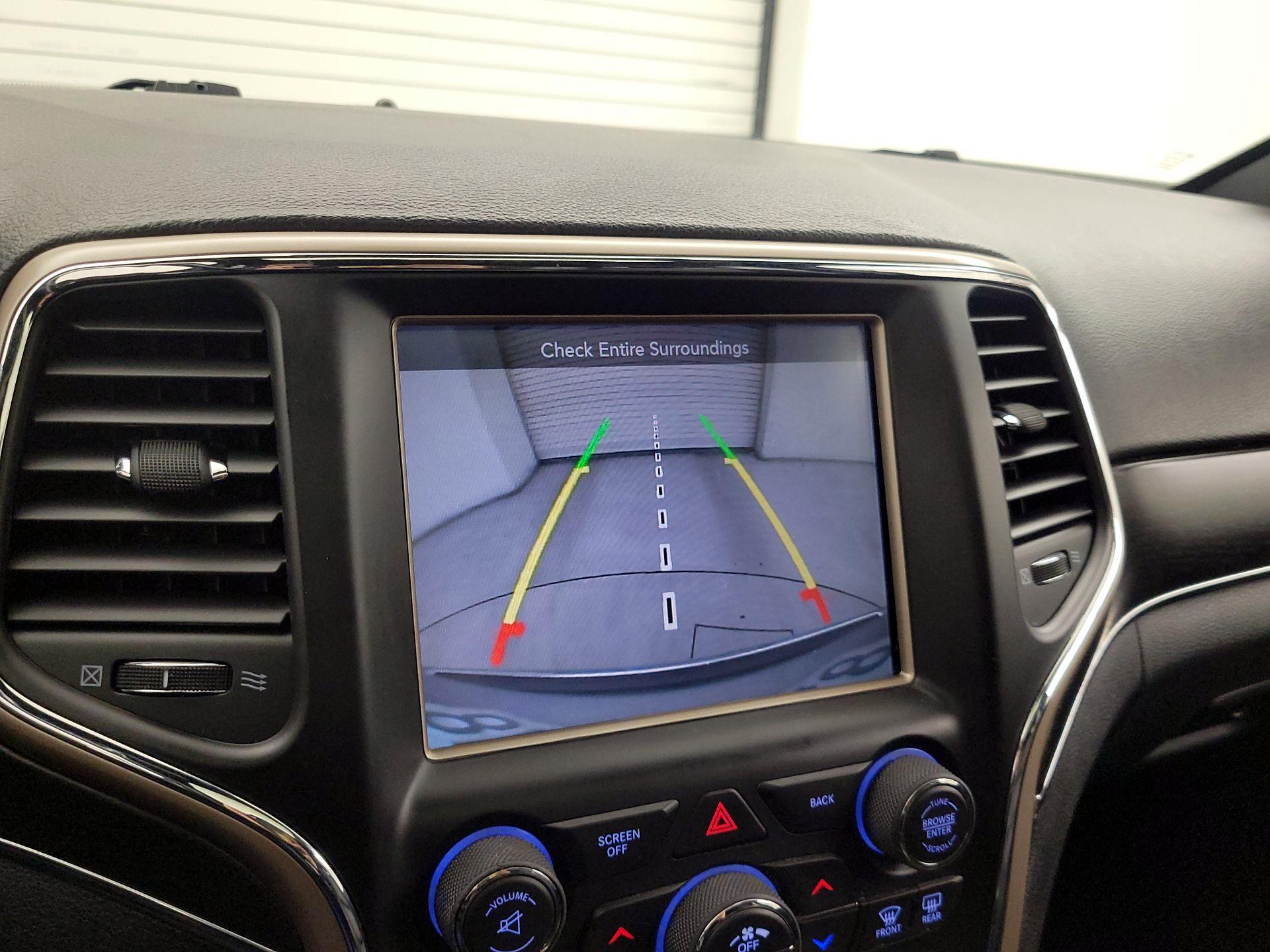 Thumbnail: 2014 Jeep Grand Cherokee - 15