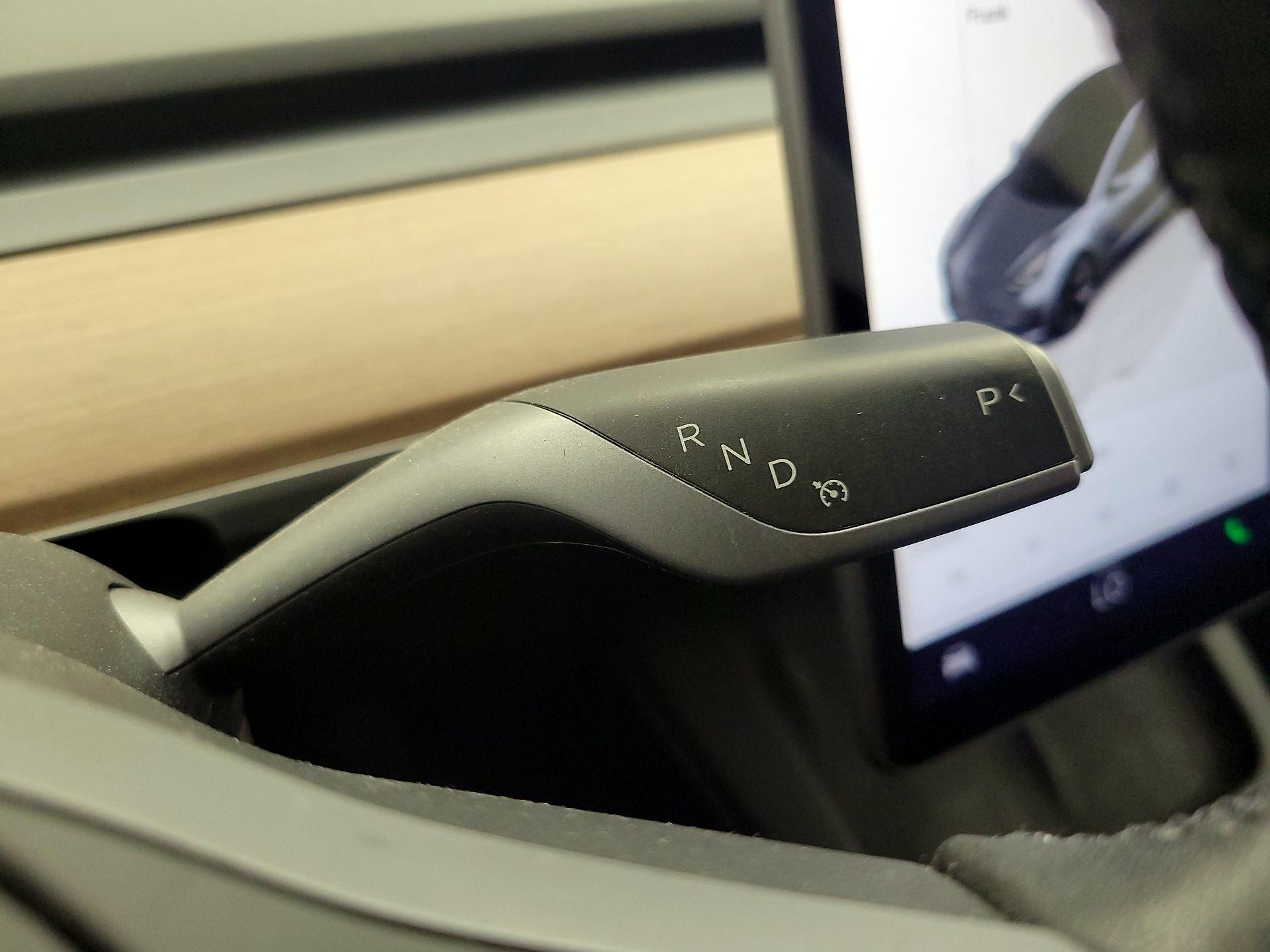 Thumbnail: 2023 Tesla Model 3 - 17