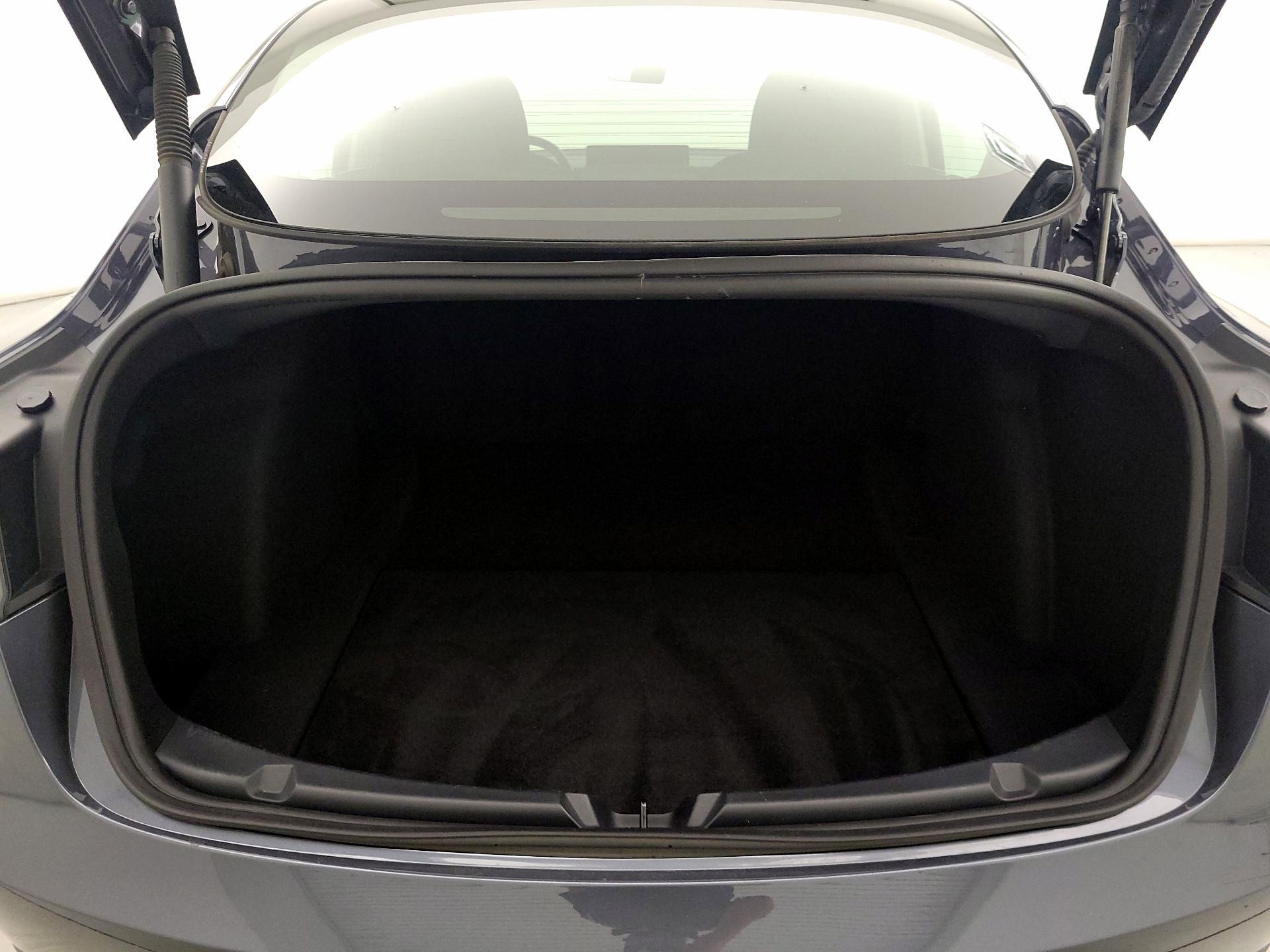 Thumbnail: 2023 Tesla Model 3 - 19