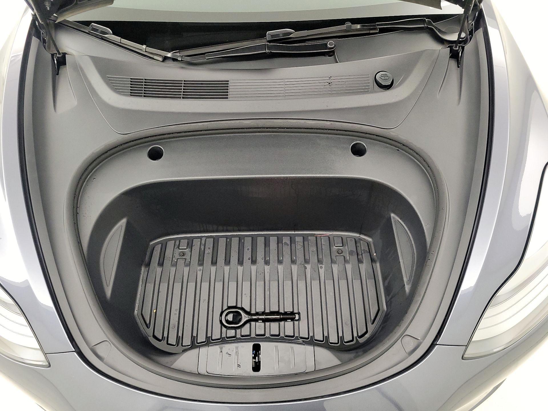 Thumbnail: 2023 Tesla Model 3 - 20