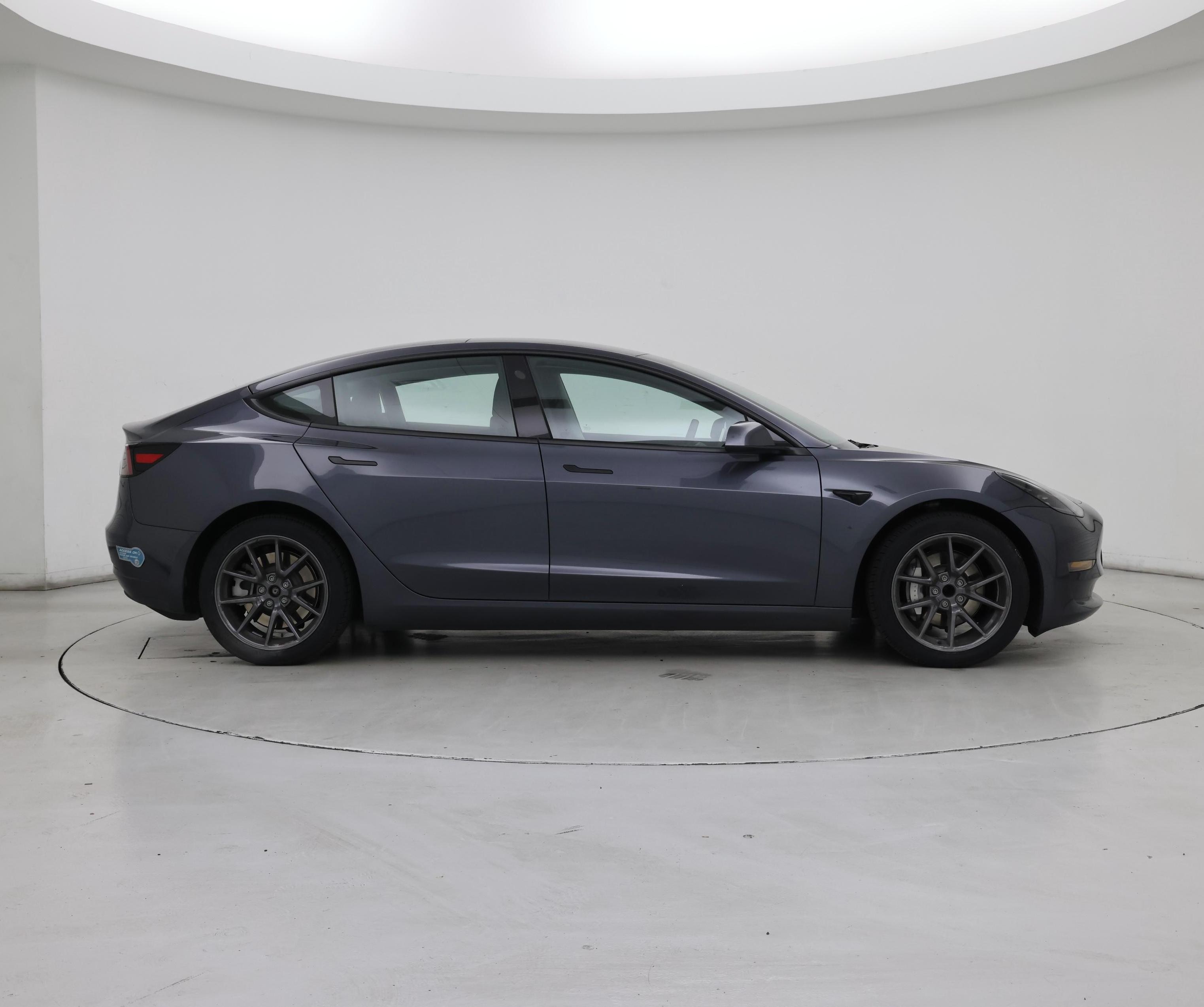 Thumbnail: 2023 Tesla Model 3 - 7